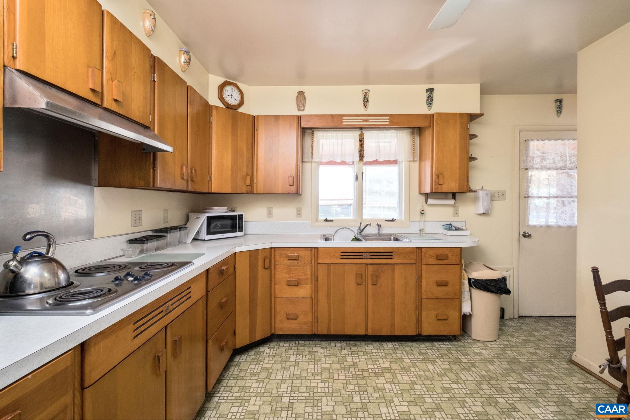1200 SHARON LN, HARRISONBURG, Virginia 22801, 3 Bedrooms Bedrooms, ,2 BathroomsBathrooms,Residential,1200 SHARON LN,678174 MLS # 678174