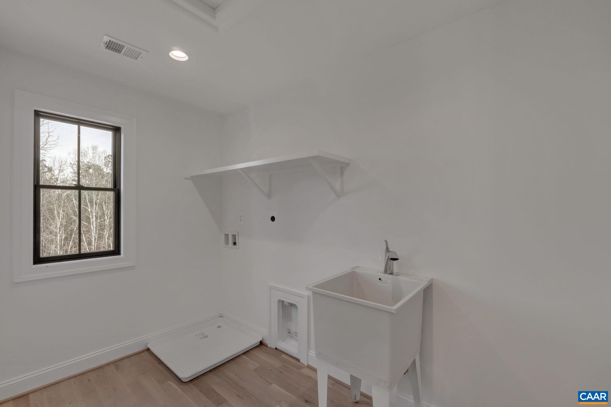 2534-4 MONTGOMERY RIDGE RD, CHARLOTTESVILLE, Virginia 22911, 5 Bedrooms Bedrooms, ,4 BathroomsBathrooms,Residential,2534-4 MONTGOMERY RIDGE RD,678183 MLS # 678183 2534-4 MONTGOMERY RIDGE RD, CHARLOTTESVILLE, Virginia 22911, 5 Bedrooms Bedrooms, ,4 BathroomsBathrooms,Residential,2534-4 MONTGOMERY RIDGE RD,678183 MLS # 678183