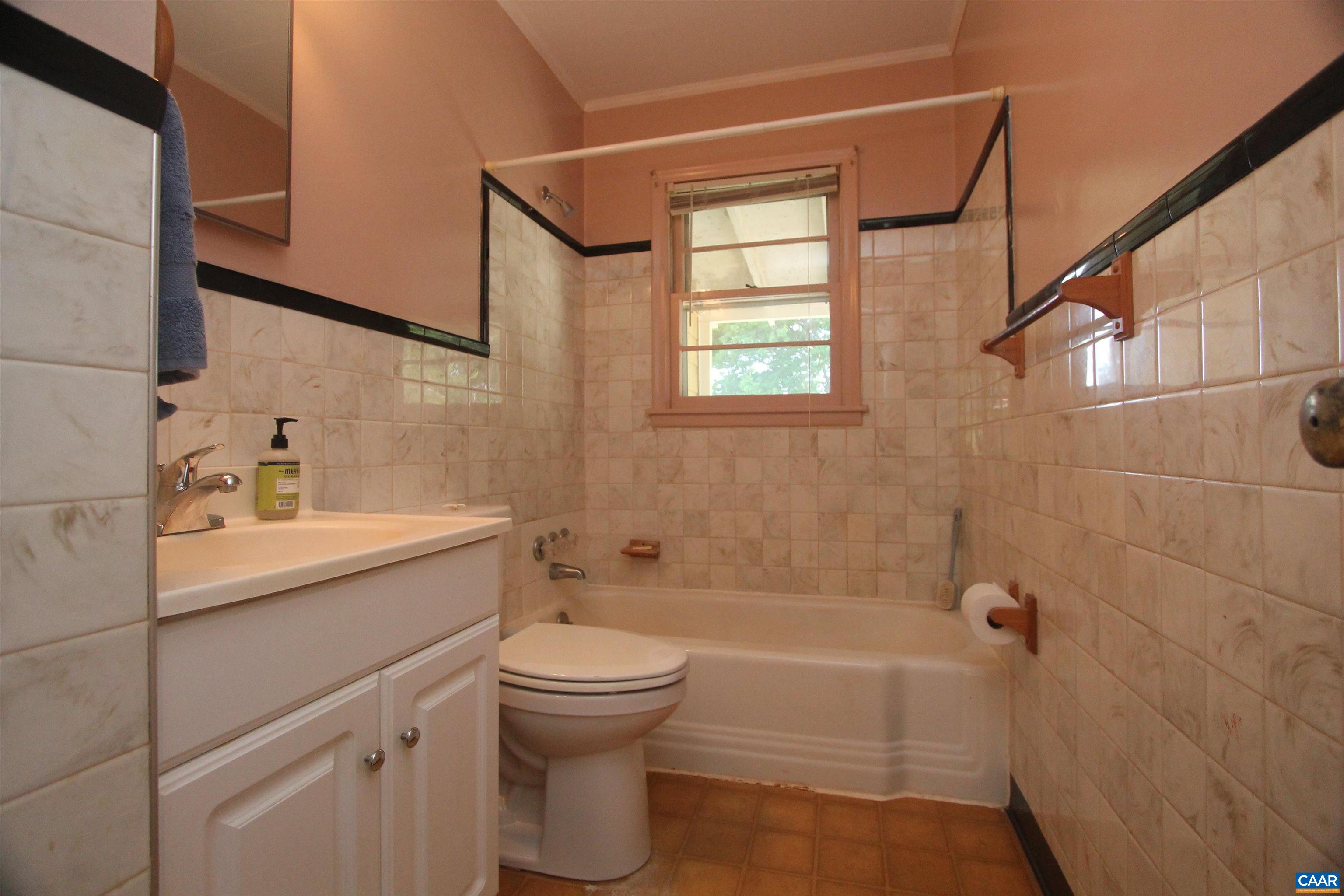 4480 STONY POINT RD, BARBOURSVILLE, Virginia 22923, 3 Bedrooms Bedrooms, ,1 BathroomBathrooms,Residential,4480 STONY POINT RD,678185 MLS # 678185 4480 STONY POINT RD, BARBOURSVILLE, Virginia 22923, 3 Bedrooms Bedrooms, ,1 BathroomBathrooms,Residential,4480 STONY POINT RD,678185 MLS # 678185