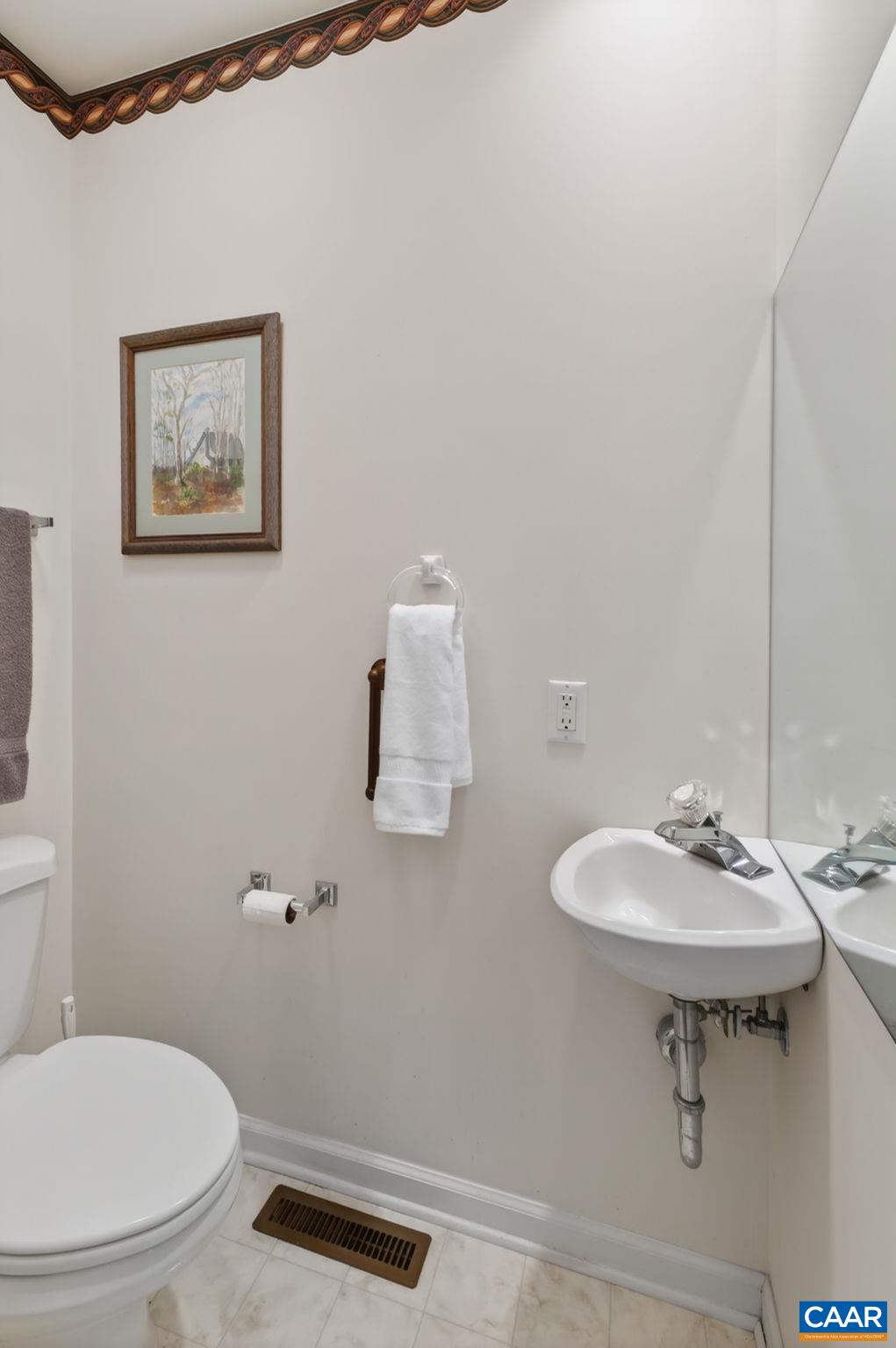 42 CLIFTWOOD RD, PALMYRA, Virginia 22963, 3 Bedrooms Bedrooms, ,2 BathroomsBathrooms,Residential,42 CLIFTWOOD RD,678194 MLS # 678194
