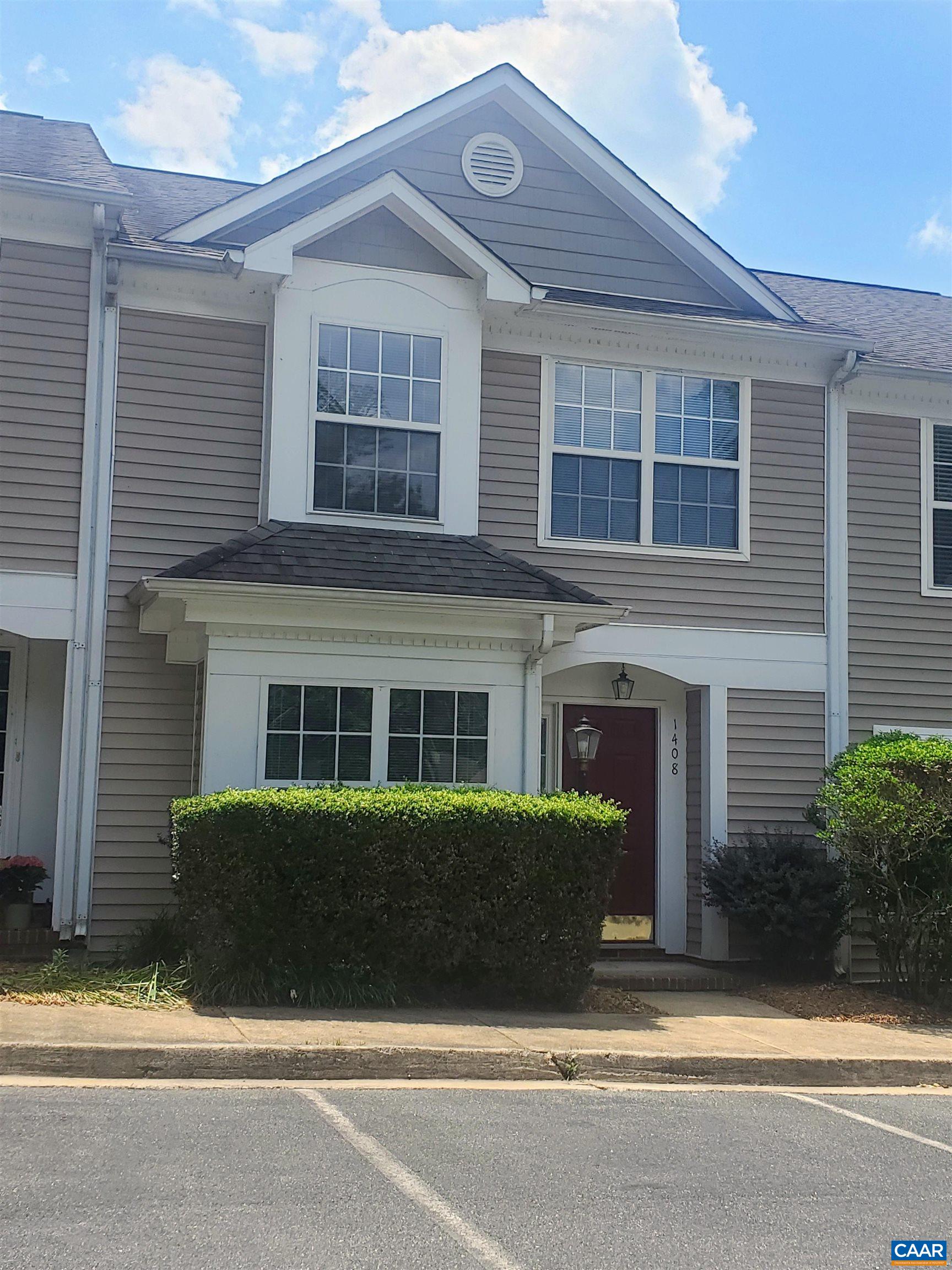 1408 GLENSIDE GREEN, CHARLOTTESVILLE, Virginia 22901, 3 Bedrooms Bedrooms, ,2 BathroomsBathrooms,Residential,1408 GLENSIDE GREEN,678202 MLS # 678202
