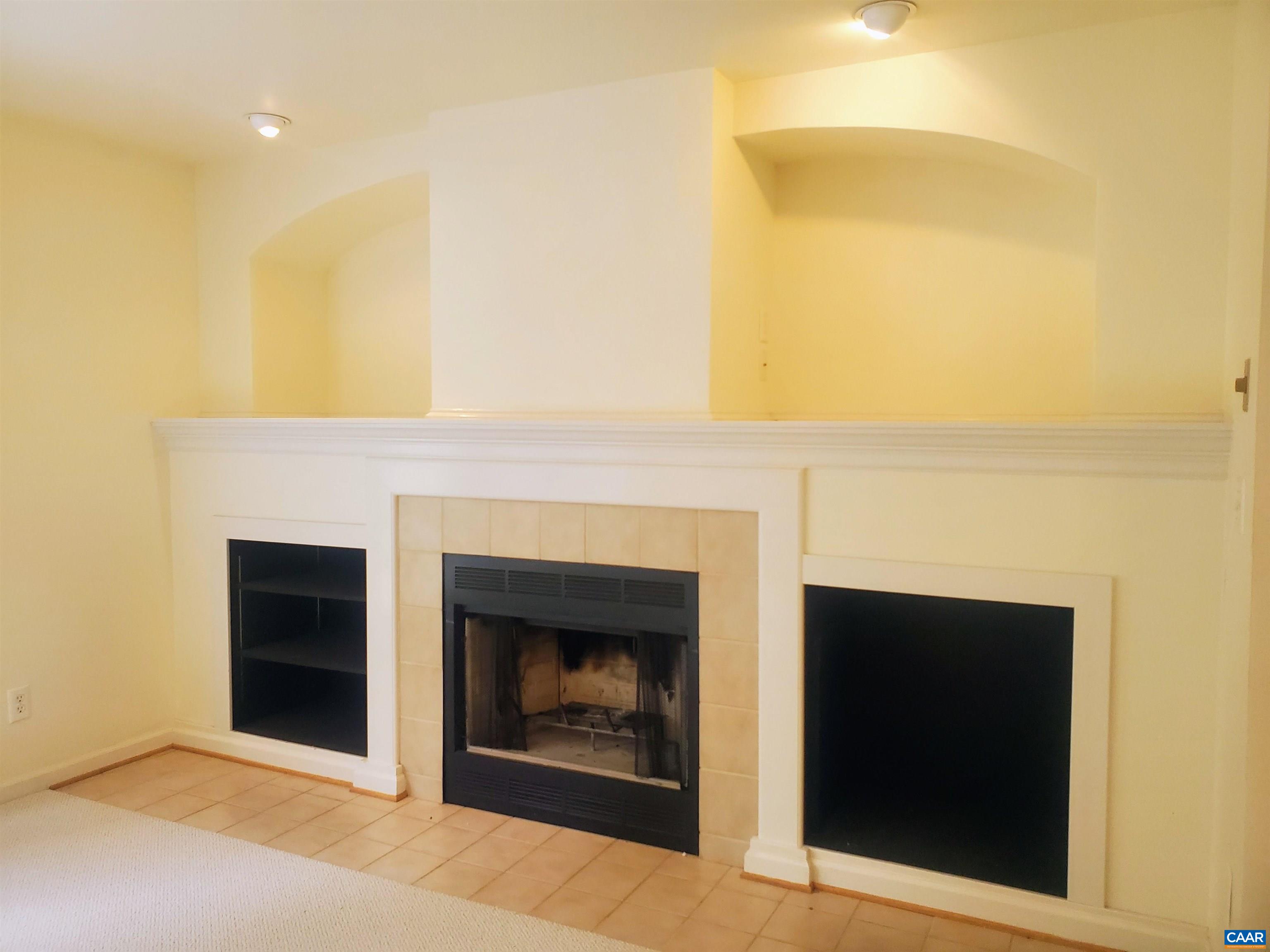 1408 GLENSIDE GREEN, CHARLOTTESVILLE, Virginia 22901, 3 Bedrooms Bedrooms, ,2 BathroomsBathrooms,Residential,1408 GLENSIDE GREEN,678202 MLS # 678202 1408 GLENSIDE GREEN, CHARLOTTESVILLE, Virginia 22901, 3 Bedrooms Bedrooms, ,2 BathroomsBathrooms,Residential,1408 GLENSIDE GREEN,678202 MLS # 678202