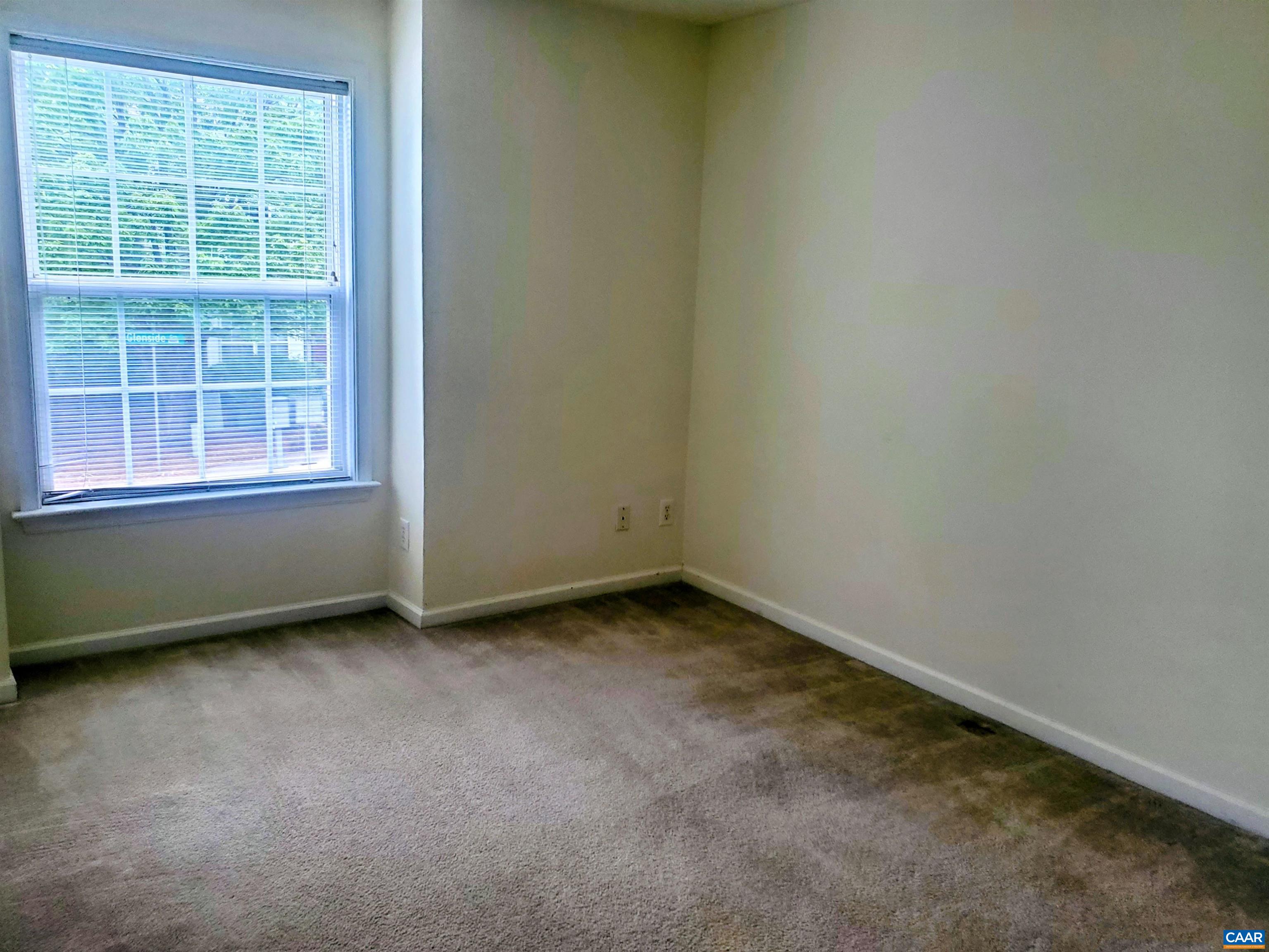 1408 GLENSIDE GREEN, CHARLOTTESVILLE, Virginia 22901, 3 Bedrooms Bedrooms, ,2 BathroomsBathrooms,Residential,1408 GLENSIDE GREEN,678202 MLS # 678202 1408 GLENSIDE GREEN, CHARLOTTESVILLE, Virginia 22901, 3 Bedrooms Bedrooms, ,2 BathroomsBathrooms,Residential,1408 GLENSIDE GREEN,678202 MLS # 678202