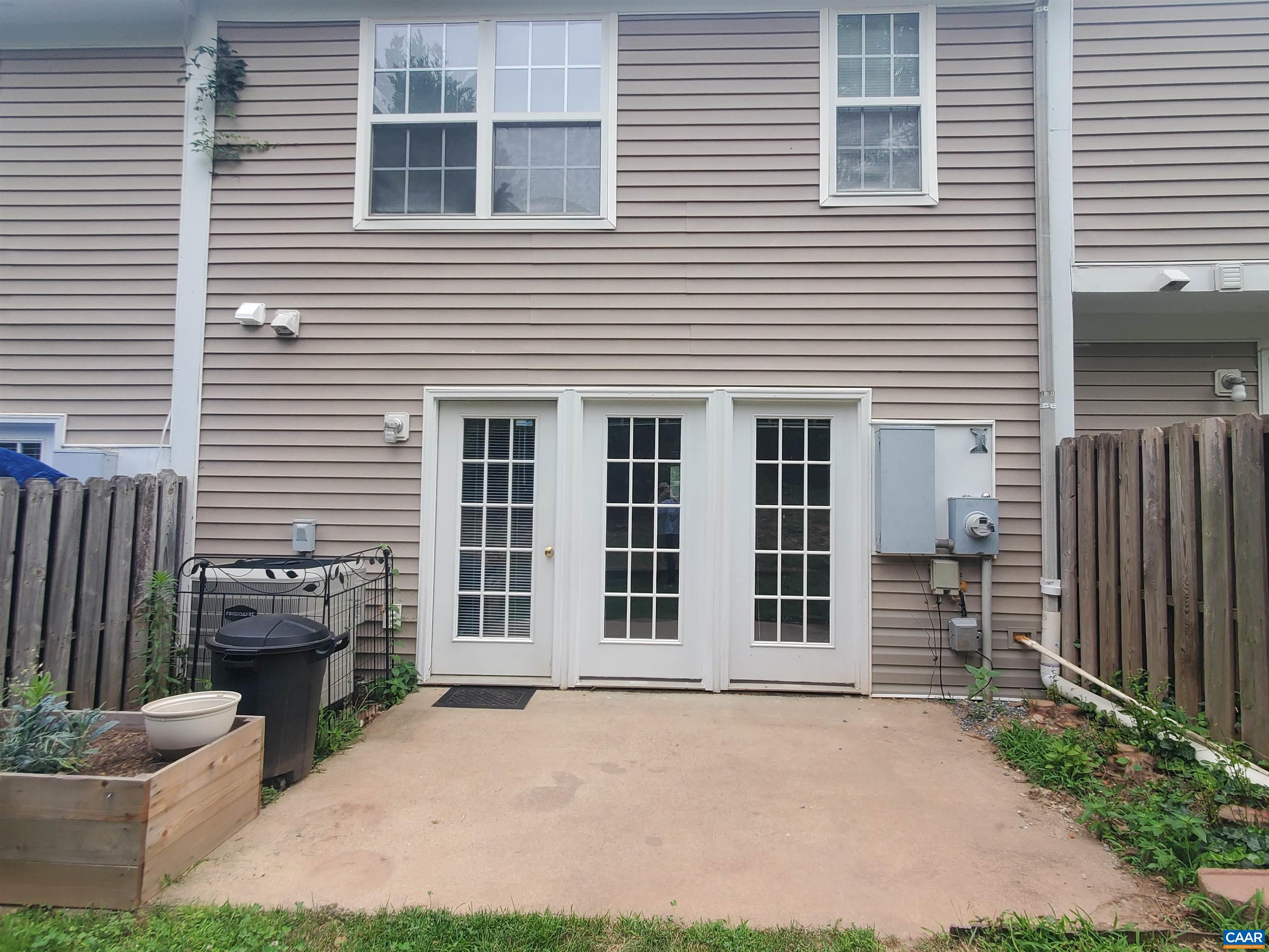 1408 GLENSIDE GREEN, CHARLOTTESVILLE, Virginia 22901, 3 Bedrooms Bedrooms, ,2 BathroomsBathrooms,Residential,1408 GLENSIDE GREEN,678202 MLS # 678202 1408 GLENSIDE GREEN, CHARLOTTESVILLE, Virginia 22901, 3 Bedrooms Bedrooms, ,2 BathroomsBathrooms,Residential,1408 GLENSIDE GREEN,678202 MLS # 678202