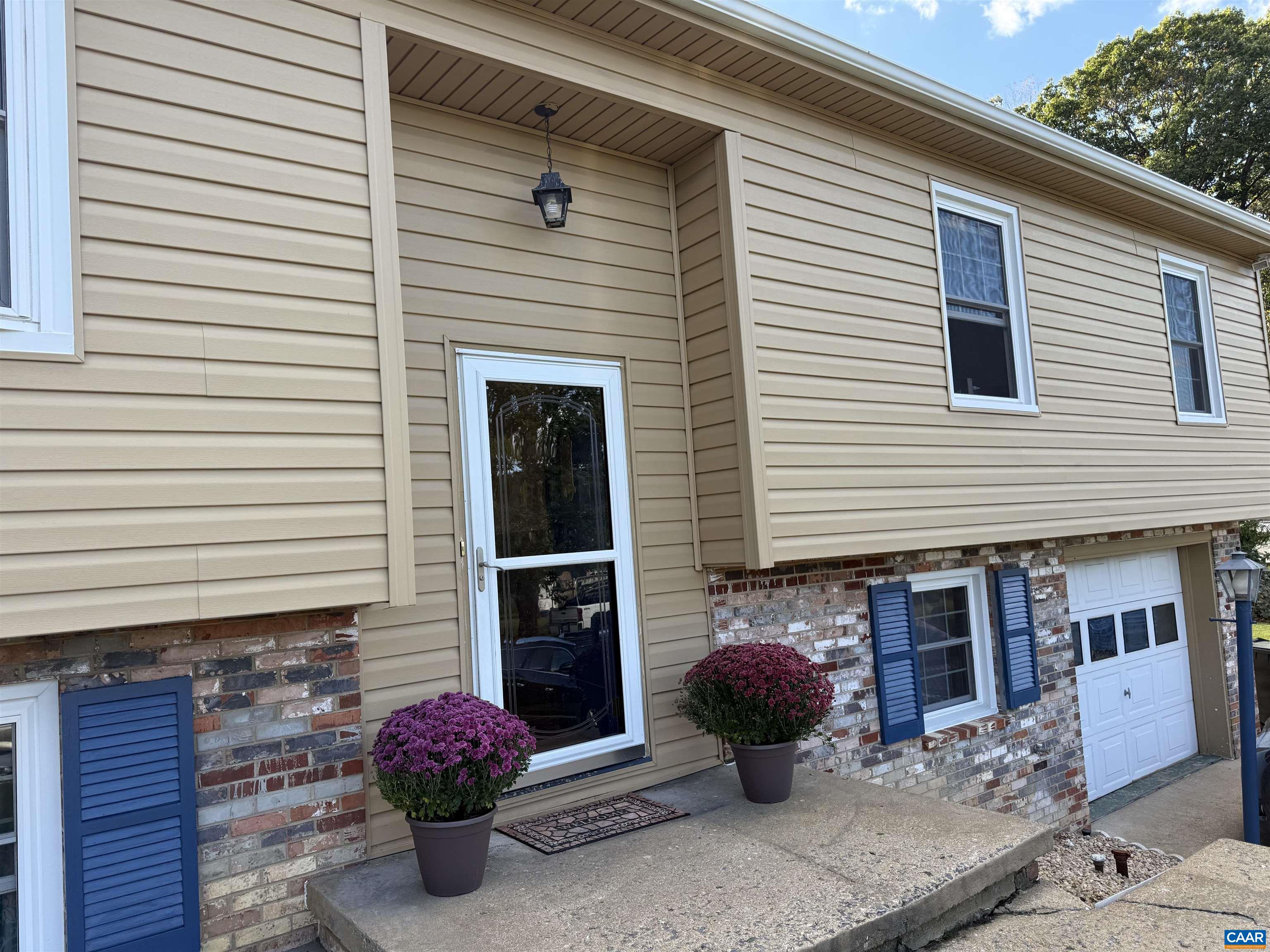 665 GLORIA PL, STAUNTON, Virginia 24401, 4 Bedrooms Bedrooms, ,3 BathroomsBathrooms,Residential,Lot 20 Blk 5 Sec 13-(Aug Co Plat 705/243),665 GLORIA PL,678204 MLS # 678204 665 GLORIA PL, STAUNTON, Virginia 24401, 4 Bedrooms Bedrooms, ,3 BathroomsBathrooms,Residential,Lot 20 Blk 5 Sec 13-(Aug Co Plat 705/243),665 GLORIA PL,678204 MLS # 678204