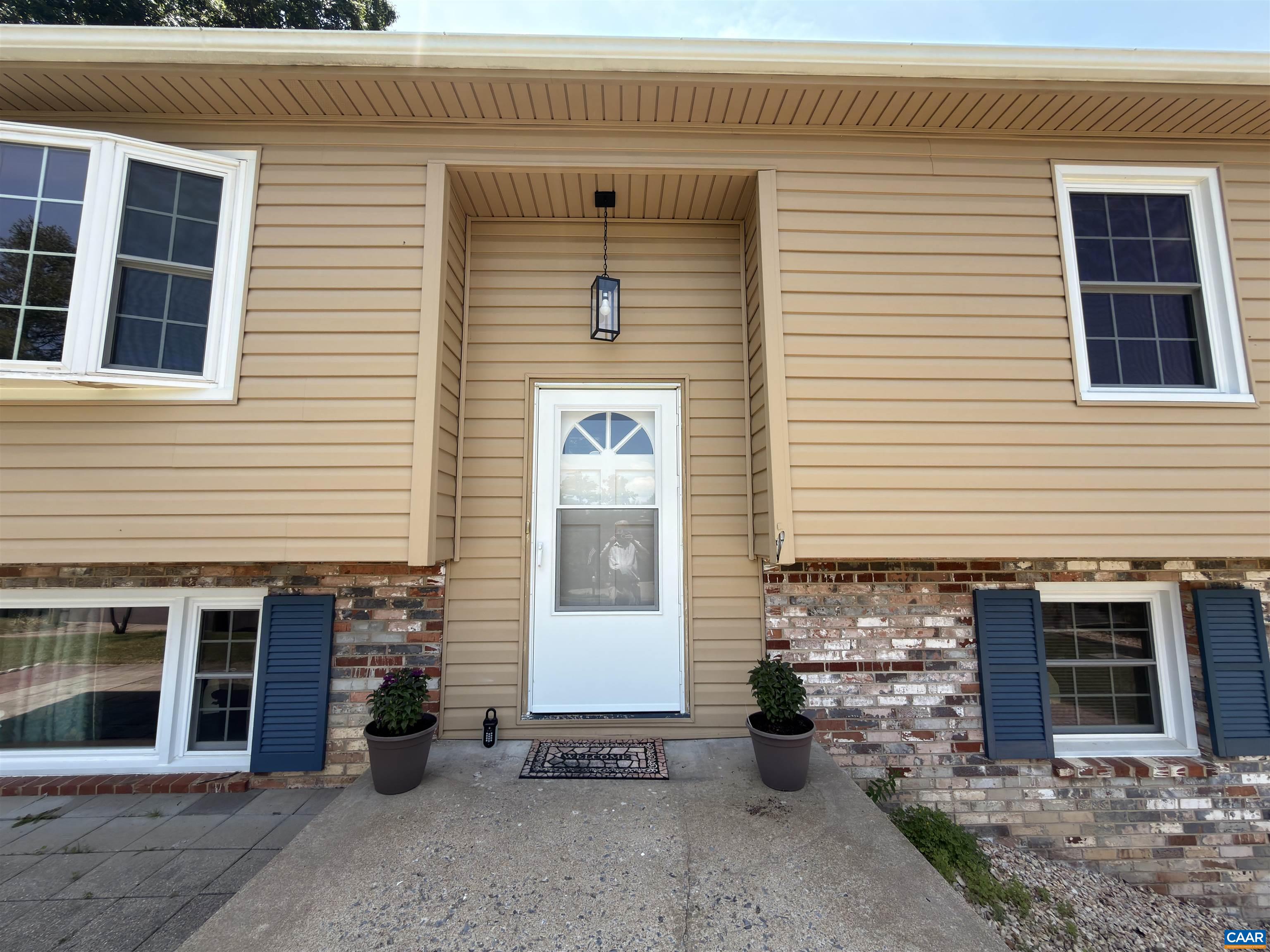 665 GLORIA PL, STAUNTON, Virginia 24401, 4 Bedrooms Bedrooms, ,3 BathroomsBathrooms,Residential,Lot 20 Blk 5 Sec 13-(Aug Co Plat 705/243),665 GLORIA PL,678204 MLS # 678204 665 GLORIA PL, STAUNTON, Virginia 24401, 4 Bedrooms Bedrooms, ,3 BathroomsBathrooms,Residential,Lot 20 Blk 5 Sec 13-(Aug Co Plat 705/243),665 GLORIA PL,678204 MLS # 678204