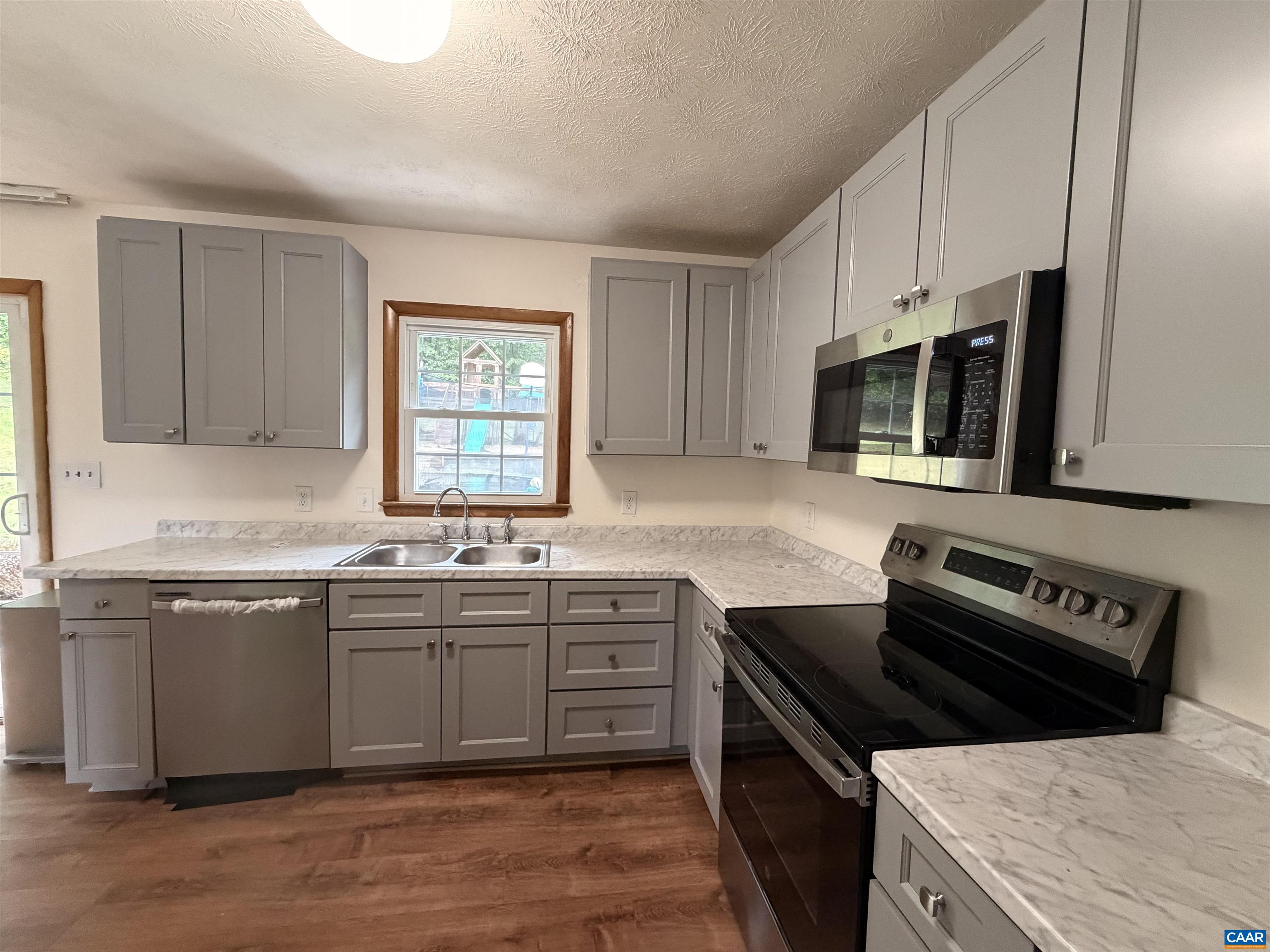 665 GLORIA PL, STAUNTON, Virginia 24401, 4 Bedrooms Bedrooms, ,3 BathroomsBathrooms,Residential,Lot 20 Blk 5 Sec 13-(Aug Co Plat 705/243),665 GLORIA PL,678204 MLS # 678204 665 GLORIA PL, STAUNTON, Virginia 24401, 4 Bedrooms Bedrooms, ,3 BathroomsBathrooms,Residential,Lot 20 Blk 5 Sec 13-(Aug Co Plat 705/243),665 GLORIA PL,678204 MLS # 678204