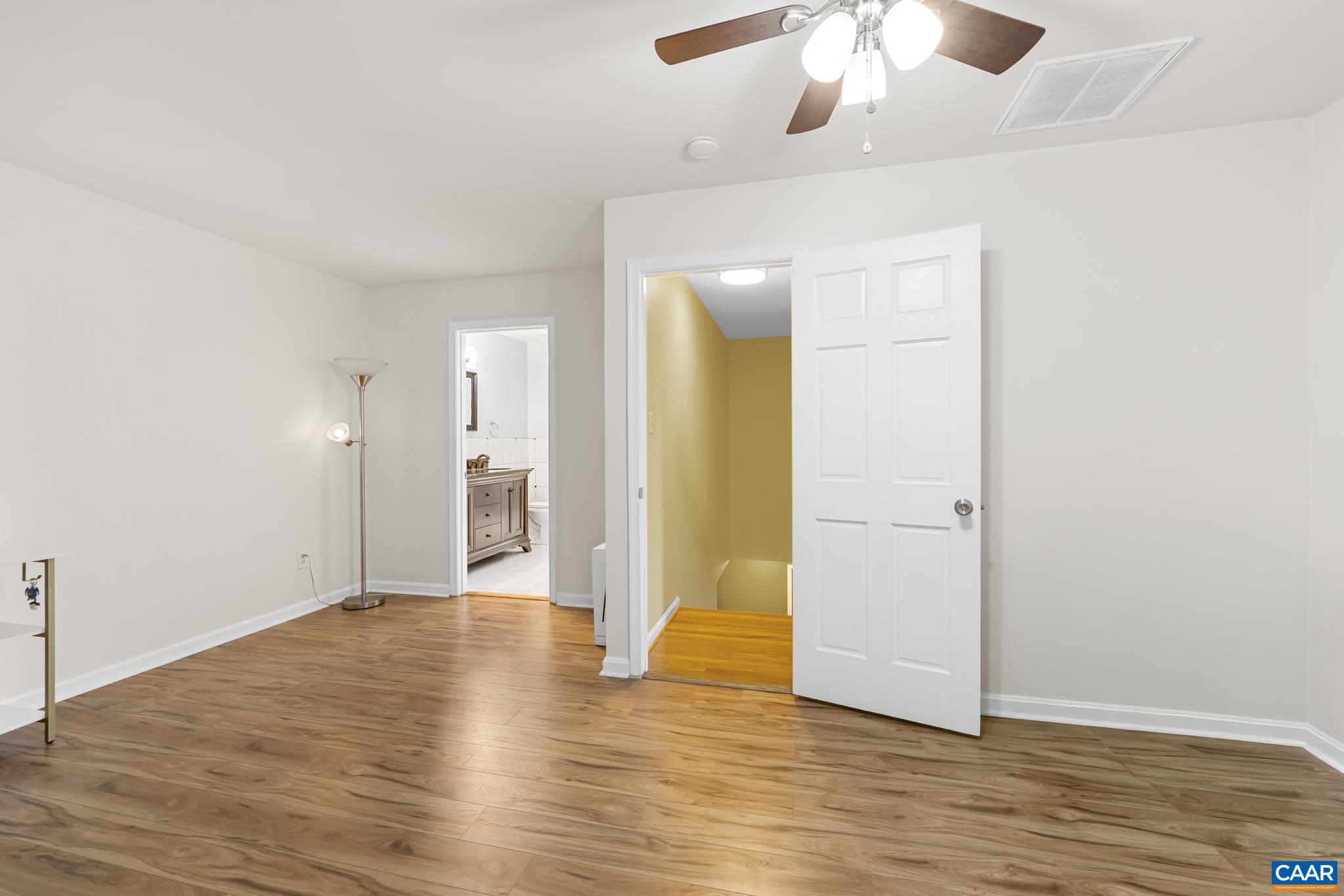 15760 FOX CHASE LN, CULPEPER, Virginia 22701, 4 Bedrooms Bedrooms, ,4 BathroomsBathrooms,Residential,15760 FOX CHASE LN,678205 MLS # 678205 15760 FOX CHASE LN, CULPEPER, Virginia 22701, 4 Bedrooms Bedrooms, ,4 BathroomsBathrooms,Residential,15760 FOX CHASE LN,678205 MLS # 678205