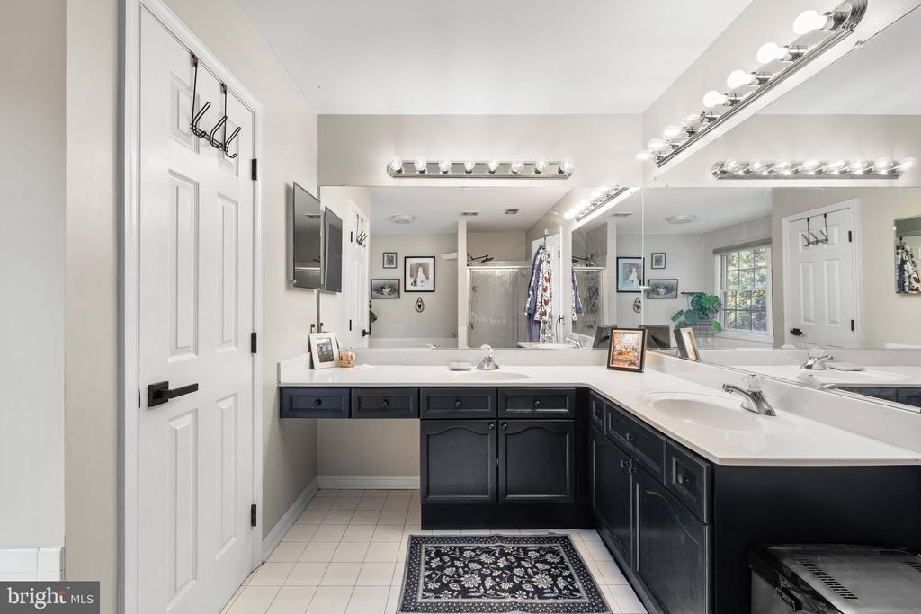 4811 HARVEST GLEN CT, FREDERICKSBURG, Virginia 22408, 5 Bedrooms Bedrooms, ,3 BathroomsBathrooms,Residential,4811 HARVEST GLEN CT,VASP2042546 MLS # VASP2042546 4811 HARVEST GLEN CT, FREDERICKSBURG, Virginia 22408, 5 Bedrooms Bedrooms, ,3 BathroomsBathrooms,Residential,4811 HARVEST GLEN CT,VASP2042546 MLS # VASP2042546