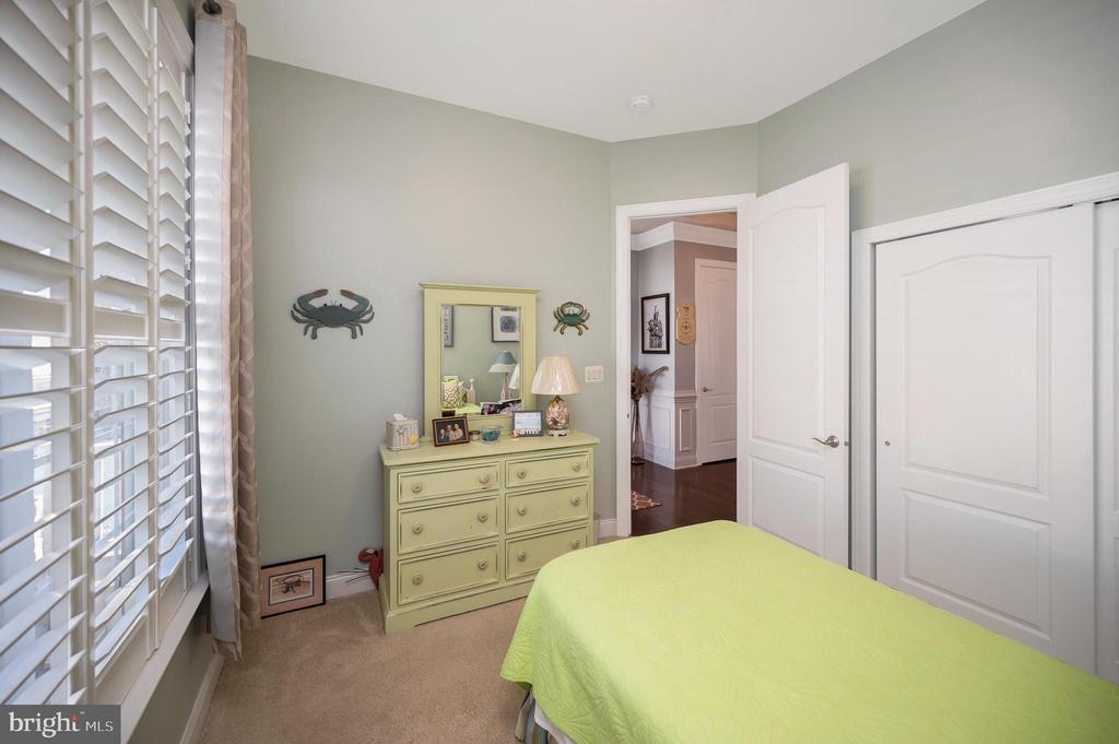 7910 BURBANK AVE, FREDERICKSBURG, Virginia 22407, 3 Bedrooms Bedrooms, ,3 BathroomsBathrooms,Residential,7910 BURBANK AVE,VASP2041906 MLS # VASP2041906