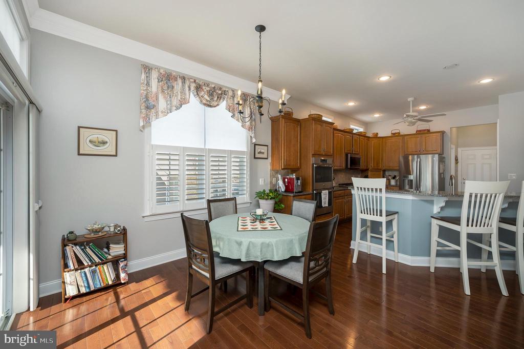 7910 BURBANK AVE, FREDERICKSBURG, Virginia 22407, 3 Bedrooms Bedrooms, ,3 BathroomsBathrooms,Residential,7910 BURBANK AVE,VASP2041906 MLS # VASP2041906