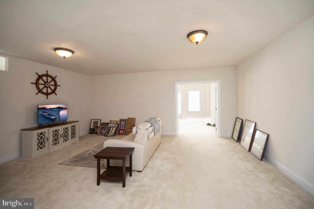 7910 BURBANK AVE, FREDERICKSBURG, Virginia 22407, 3 Bedrooms Bedrooms, ,3 BathroomsBathrooms,Residential,7910 BURBANK AVE,VASP2041906 MLS # VASP2041906