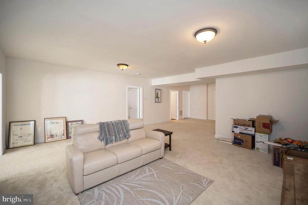 7910 BURBANK AVE, FREDERICKSBURG, Virginia 22407, 3 Bedrooms Bedrooms, ,3 BathroomsBathrooms,Residential,7910 BURBANK AVE,VASP2041906 MLS # VASP2041906
