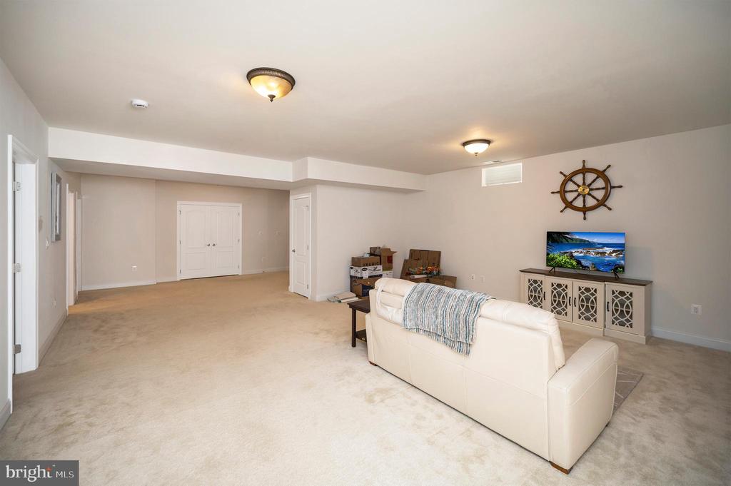 7910 BURBANK AVE, FREDERICKSBURG, Virginia 22407, 3 Bedrooms Bedrooms, ,3 BathroomsBathrooms,Residential,7910 BURBANK AVE,VASP2041906 MLS # VASP2041906