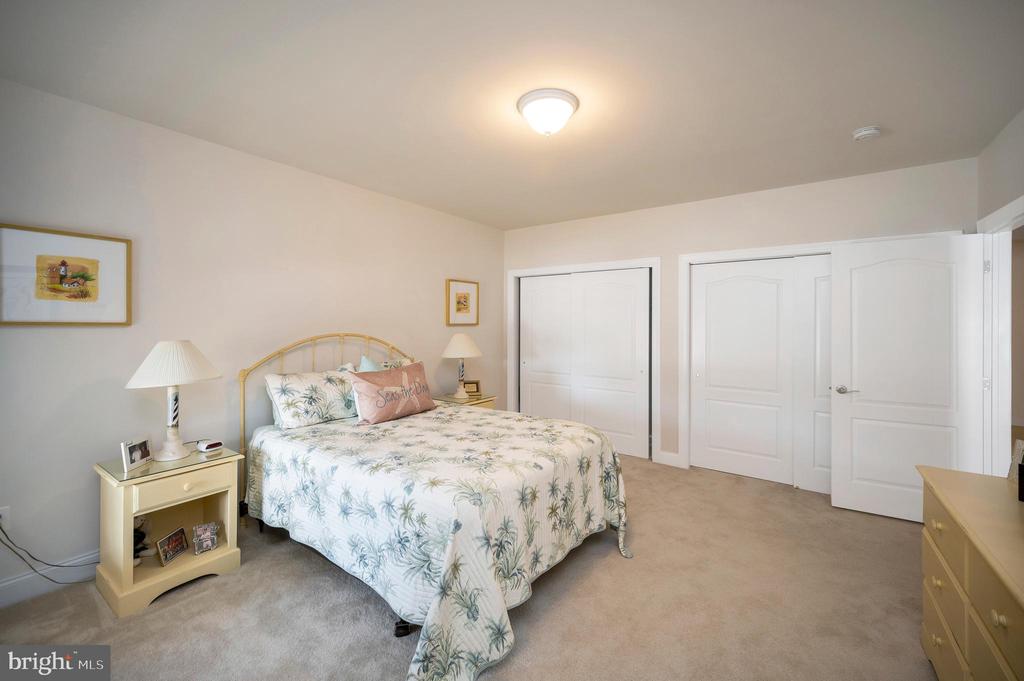 7910 BURBANK AVE, FREDERICKSBURG, Virginia 22407, 3 Bedrooms Bedrooms, ,3 BathroomsBathrooms,Residential,7910 BURBANK AVE,VASP2041906 MLS # VASP2041906