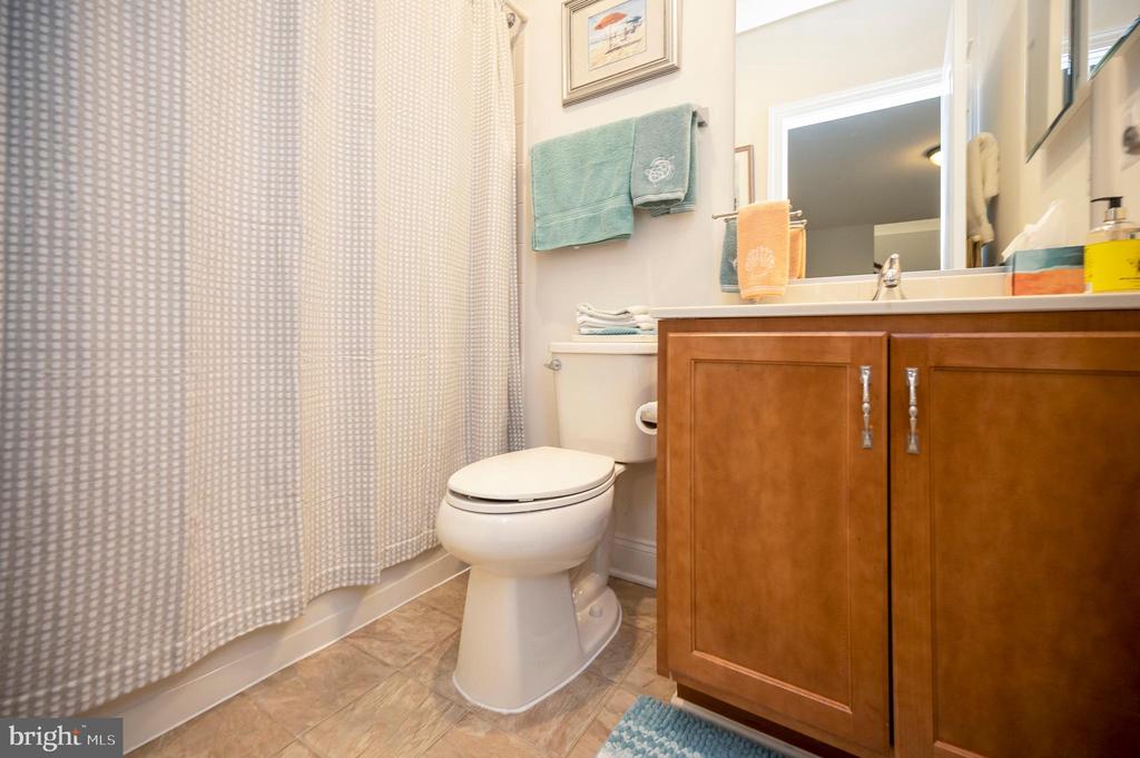 7910 BURBANK AVE, FREDERICKSBURG, Virginia 22407, 3 Bedrooms Bedrooms, ,3 BathroomsBathrooms,Residential,7910 BURBANK AVE,VASP2041906 MLS # VASP2041906