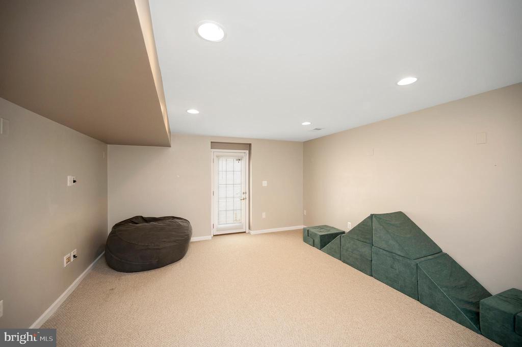 12037 LIVE OAK DR, CULPEPER, Virginia 22701, 4 Bedrooms Bedrooms, ,2 BathroomsBathrooms,Residential,12037 LIVE OAK DR,VACU2013960 MLS # VACU2013960 12037 LIVE OAK DR, CULPEPER, Virginia 22701, 4 Bedrooms Bedrooms, ,2 BathroomsBathrooms,Residential,12037 LIVE OAK DR,VACU2013960 MLS # VACU2013960