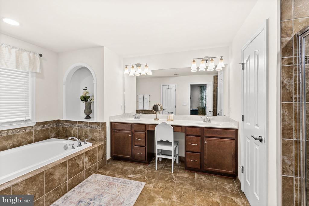 12129 SAWHILL BLVD, SPOTSYLVANIA, Virginia 22553, 5 Bedrooms Bedrooms, ,4 BathroomsBathrooms,Residential,12129 SAWHILL BLVD,VASP2042718 MLS # VASP2042718