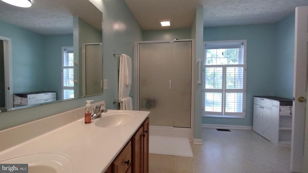 305 CATAMARAN CT, BUMPASS, Virginia 23024, 4 Bedrooms Bedrooms, ,2 BathroomsBathrooms,Residential,305 CATAMARAN CT,VALA2010024 MLS # VALA2010024 305 CATAMARAN CT, BUMPASS, Virginia 23024, 4 Bedrooms Bedrooms, ,2 BathroomsBathrooms,Residential,305 CATAMARAN CT,VALA2010024 MLS # VALA2010024