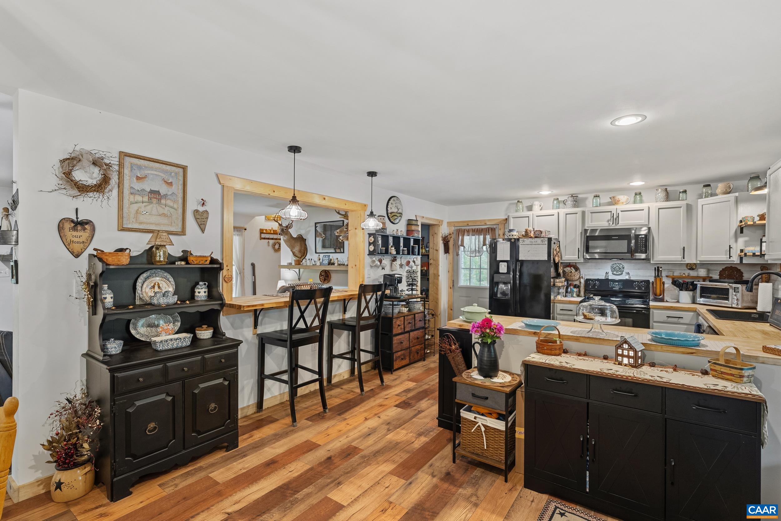 1426 FIREHOUSE RD, BUCKINGHAM, Virginia 23921, 2 Bedrooms Bedrooms, ,2 BathroomsBathrooms,Residential,1426 FIREHOUSE RD,677605 MLS # 677605 1426 FIREHOUSE RD, BUCKINGHAM, Virginia 23921, 2 Bedrooms Bedrooms, ,2 BathroomsBathrooms,Residential,1426 FIREHOUSE RD,677605 MLS # 677605