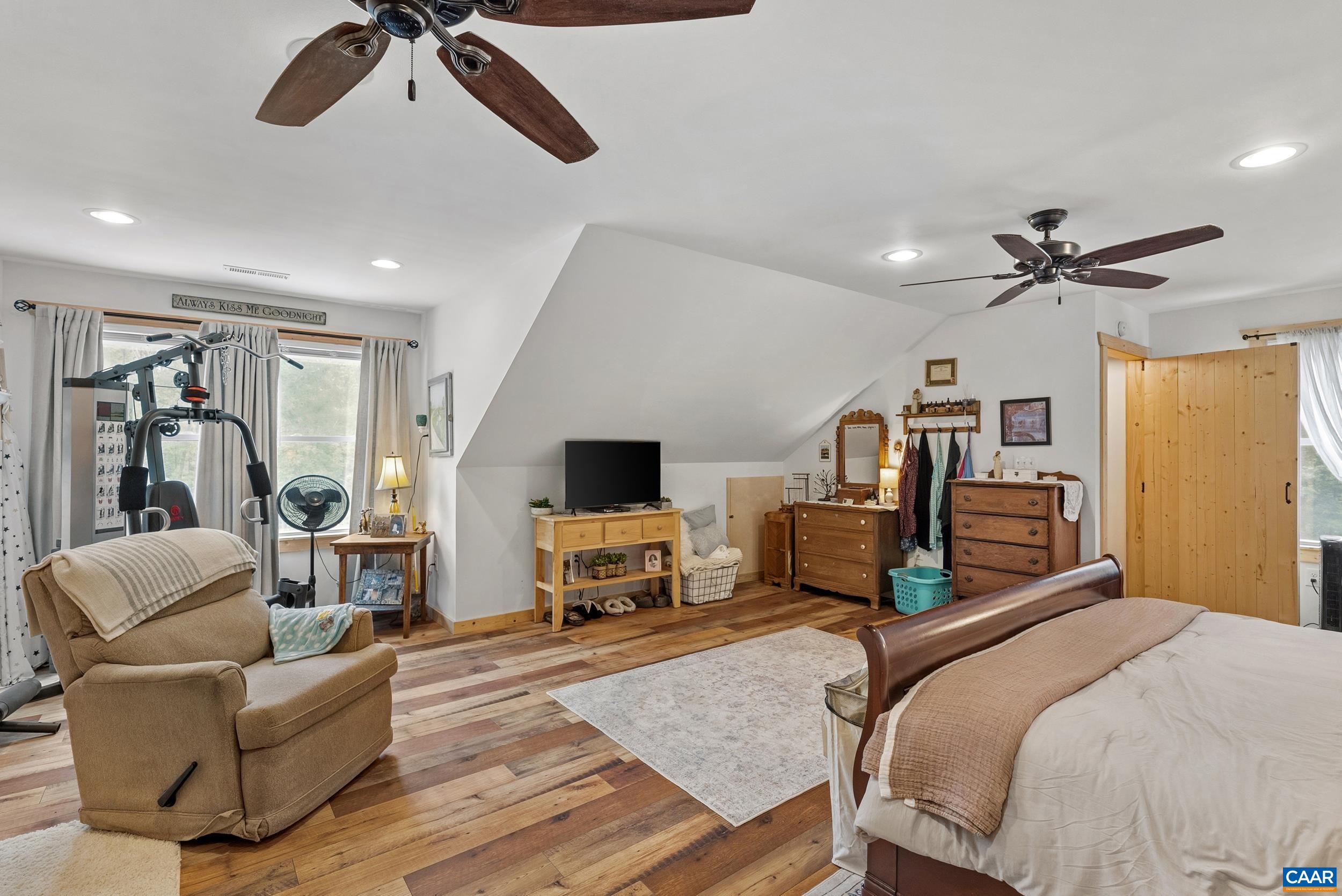 1426 FIREHOUSE RD, BUCKINGHAM, Virginia 23921, 2 Bedrooms Bedrooms, ,2 BathroomsBathrooms,Residential,1426 FIREHOUSE RD,677605 MLS # 677605 1426 FIREHOUSE RD, BUCKINGHAM, Virginia 23921, 2 Bedrooms Bedrooms, ,2 BathroomsBathrooms,Residential,1426 FIREHOUSE RD,677605 MLS # 677605