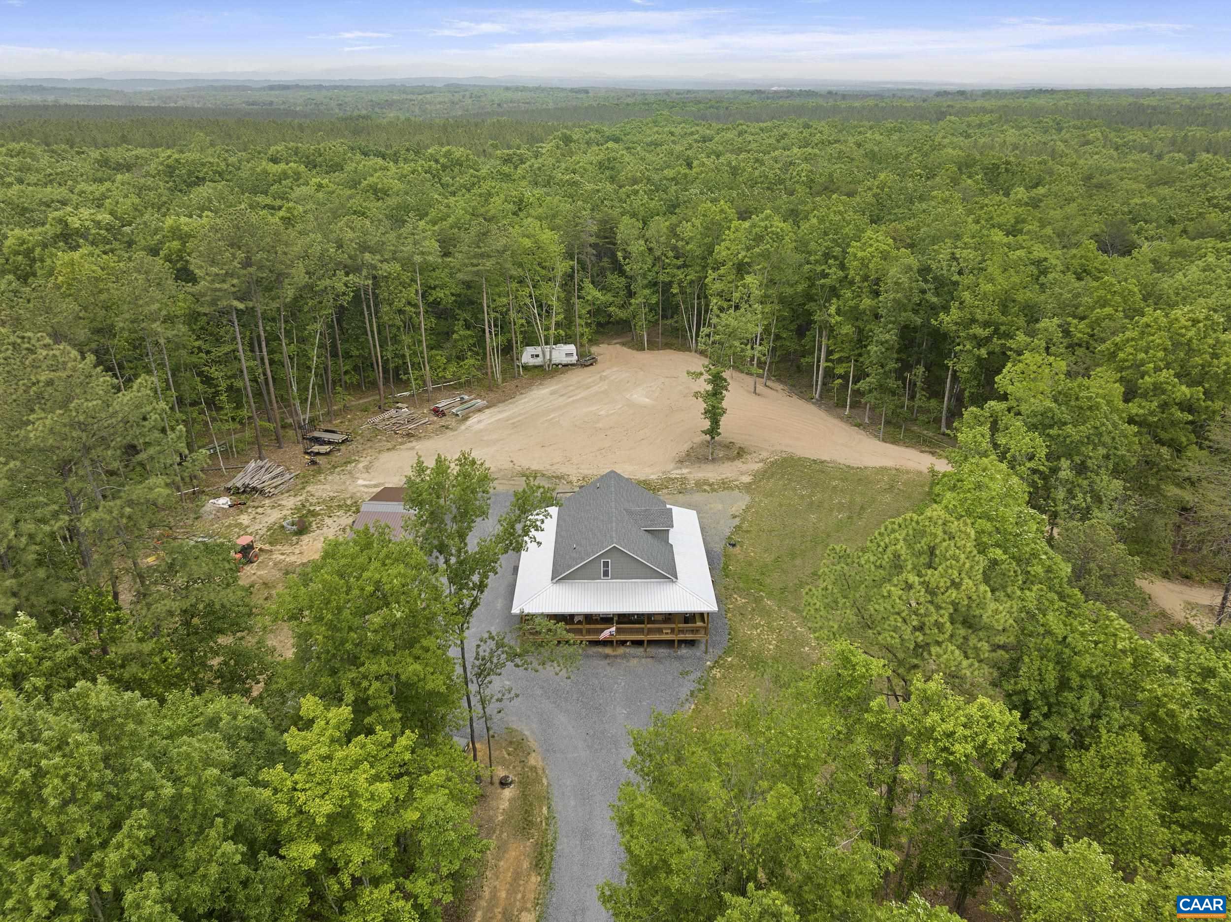 1426 FIREHOUSE RD, BUCKINGHAM, Virginia 23921, 2 Bedrooms Bedrooms, ,2 BathroomsBathrooms,Residential,1426 FIREHOUSE RD,677605 MLS # 677605 1426 FIREHOUSE RD, BUCKINGHAM, Virginia 23921, 2 Bedrooms Bedrooms, ,2 BathroomsBathrooms,Residential,1426 FIREHOUSE RD,677605 MLS # 677605