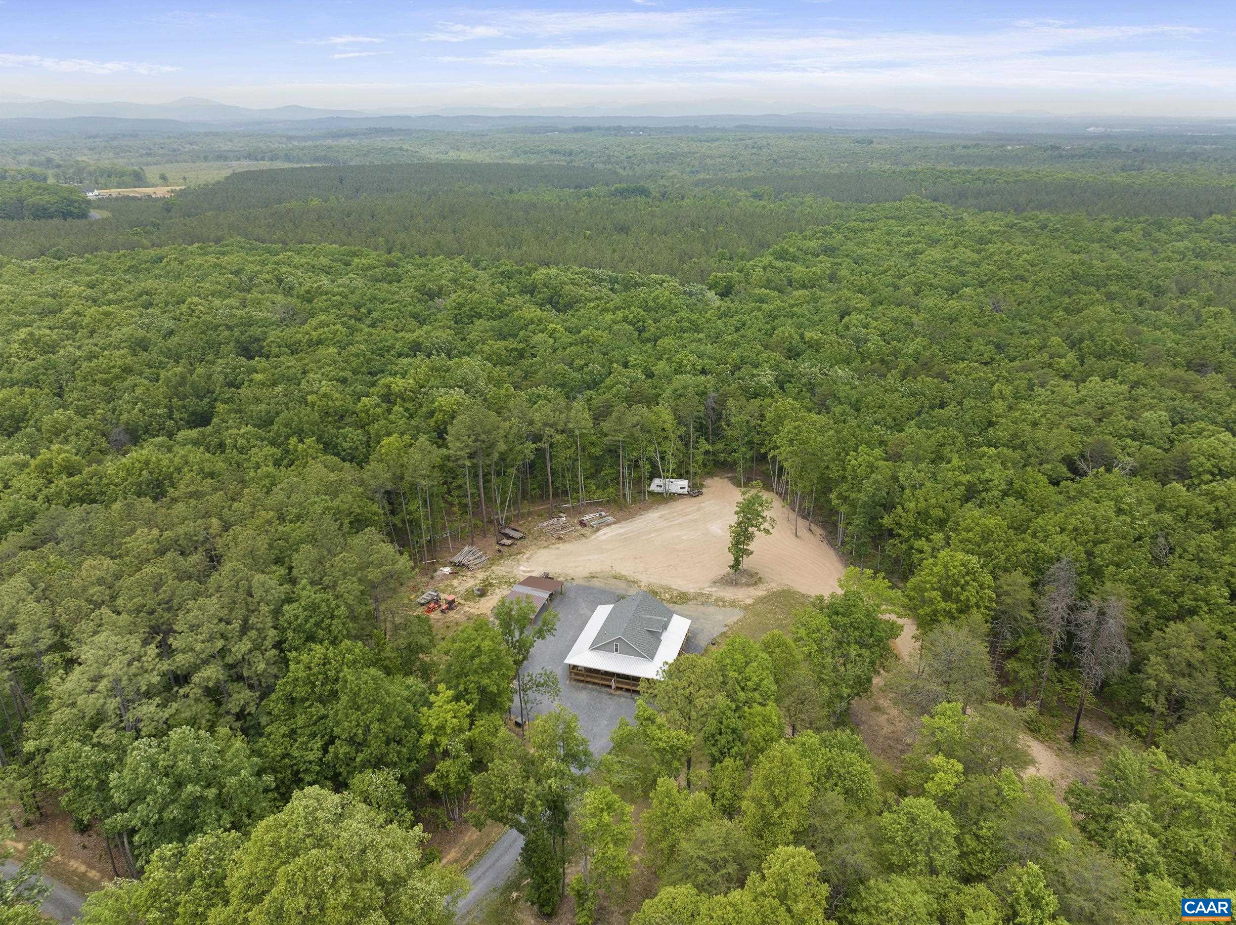 1426 FIREHOUSE RD, BUCKINGHAM, Virginia 23921, 2 Bedrooms Bedrooms, ,2 BathroomsBathrooms,Residential,1426 FIREHOUSE RD,677605 MLS # 677605 1426 FIREHOUSE RD, BUCKINGHAM, Virginia 23921, 2 Bedrooms Bedrooms, ,2 BathroomsBathrooms,Residential,1426 FIREHOUSE RD,677605 MLS # 677605