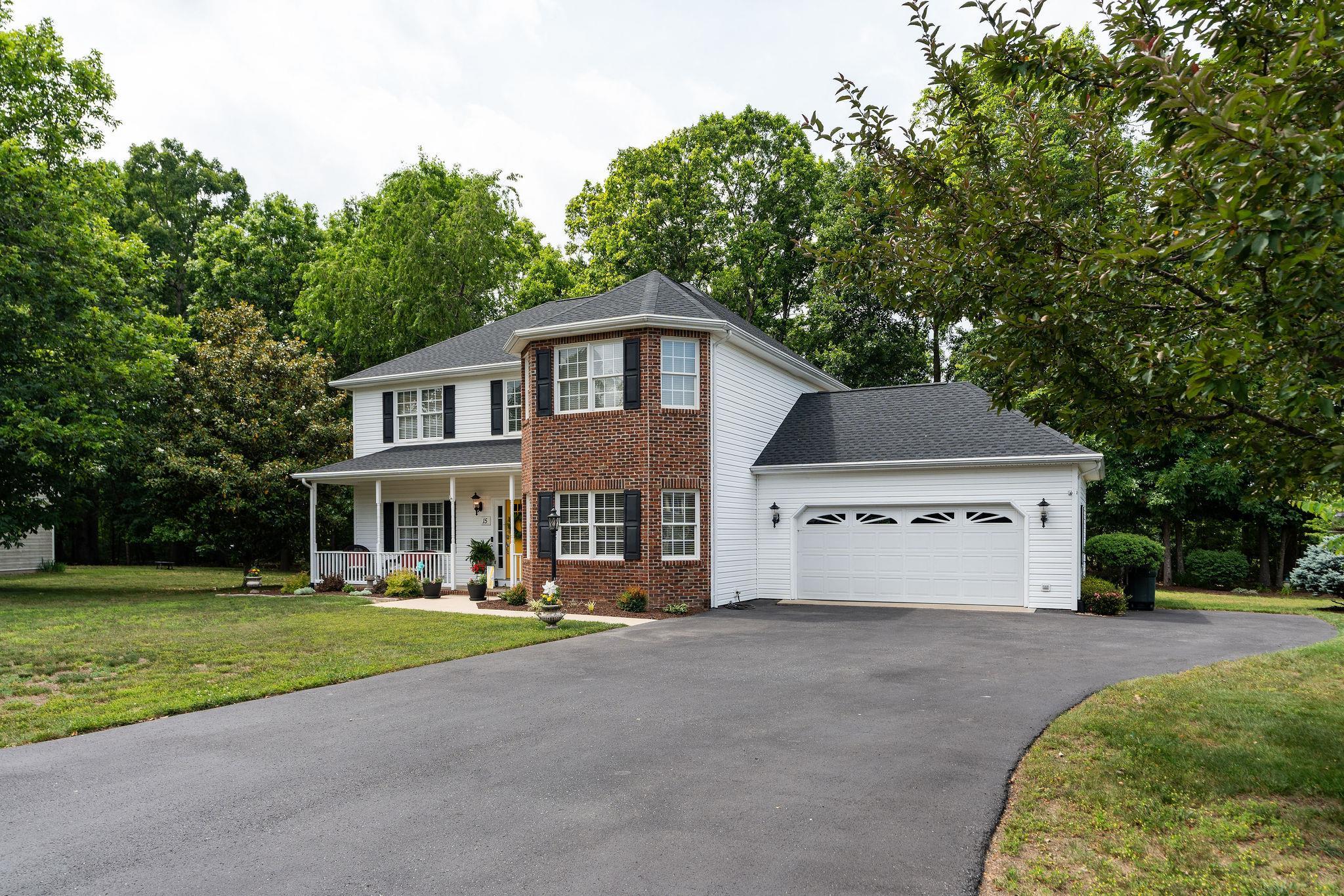 15 RUTHERFORD LN, STUARTS DRAFT, Virginia 24477, 4 Bedrooms Bedrooms, ,2 BathroomsBathrooms,Residential,15 RUTHERFORD LN,678210 MLS # 678210 15 RUTHERFORD LN, STUARTS DRAFT, Virginia 24477, 4 Bedrooms Bedrooms, ,2 BathroomsBathrooms,Residential,15 RUTHERFORD LN,678210 MLS # 678210