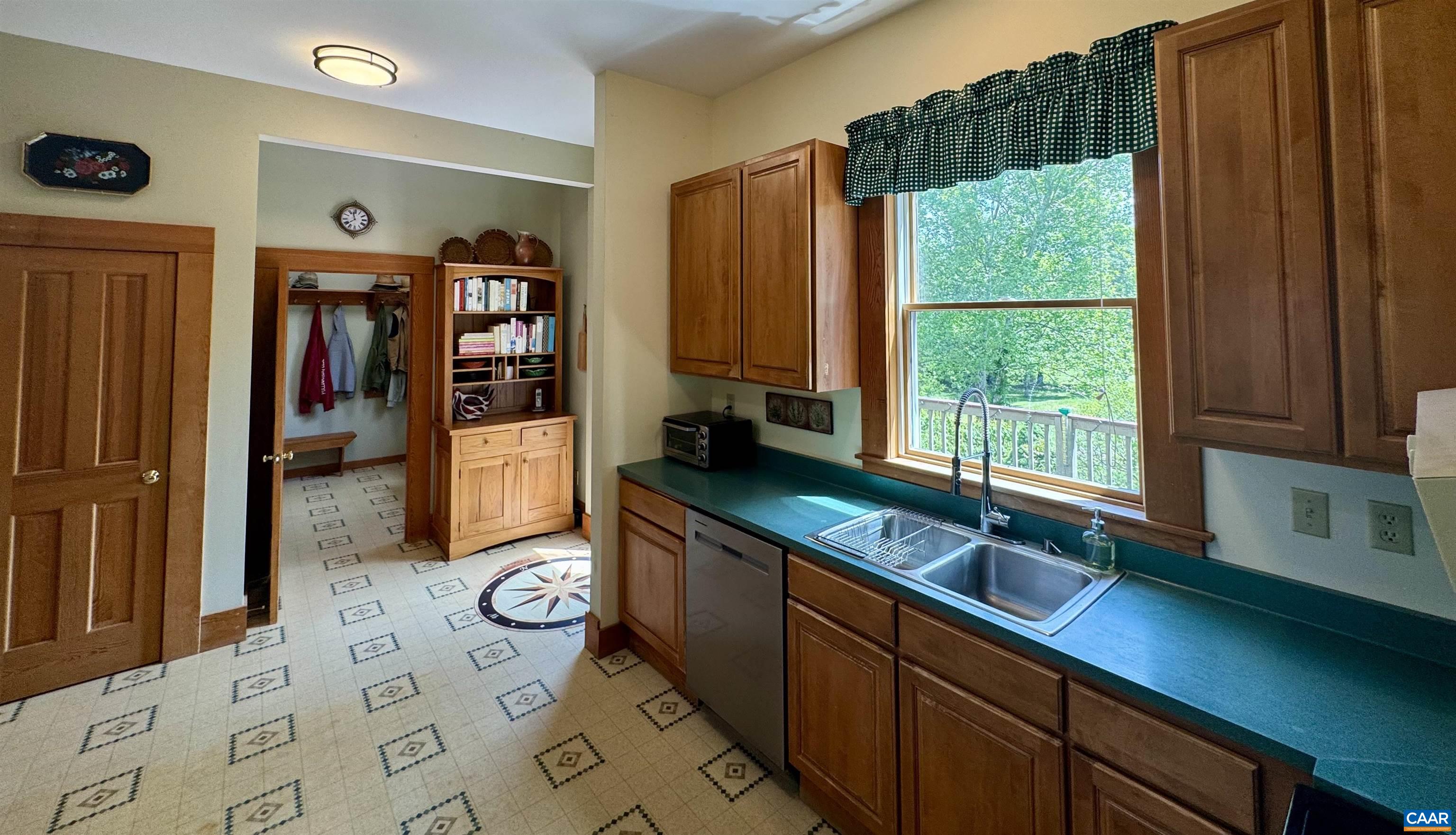 5362 BREAK HEART RD, CROZET, Virginia 22932, 4 Bedrooms Bedrooms, ,2 BathroomsBathrooms,Residential,5362 BREAK HEART RD,678211 MLS # 678211 5362 BREAK HEART RD, CROZET, Virginia 22932, 4 Bedrooms Bedrooms, ,2 BathroomsBathrooms,Residential,5362 BREAK HEART RD,678211 MLS # 678211