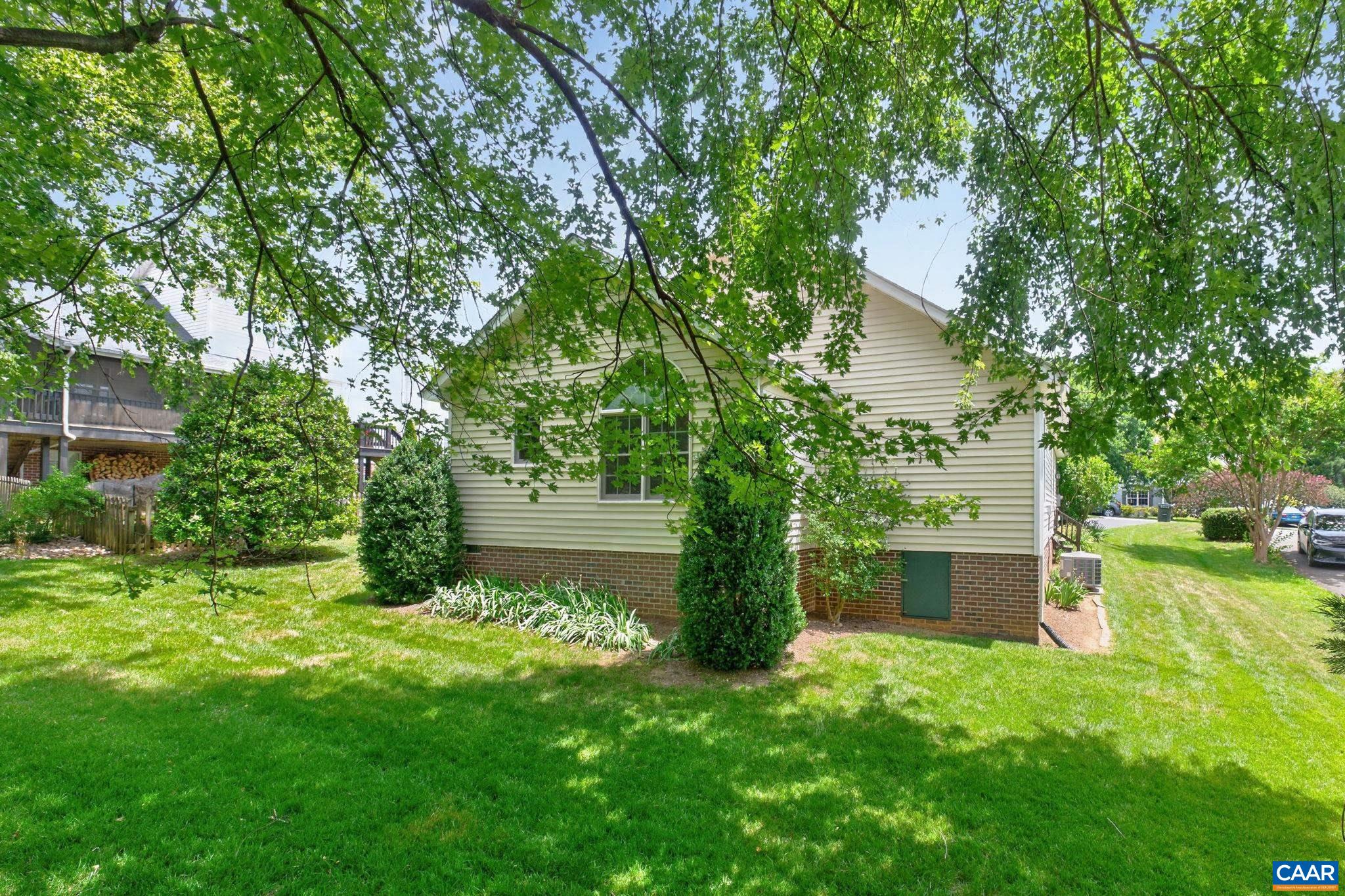 1064 WINTERGREEN LN, CHARLOTTESVILLE, Virginia 22903, 3 Bedrooms Bedrooms, ,2 BathroomsBathrooms,Residential,1064 WINTERGREEN LN,678215 MLS # 678215