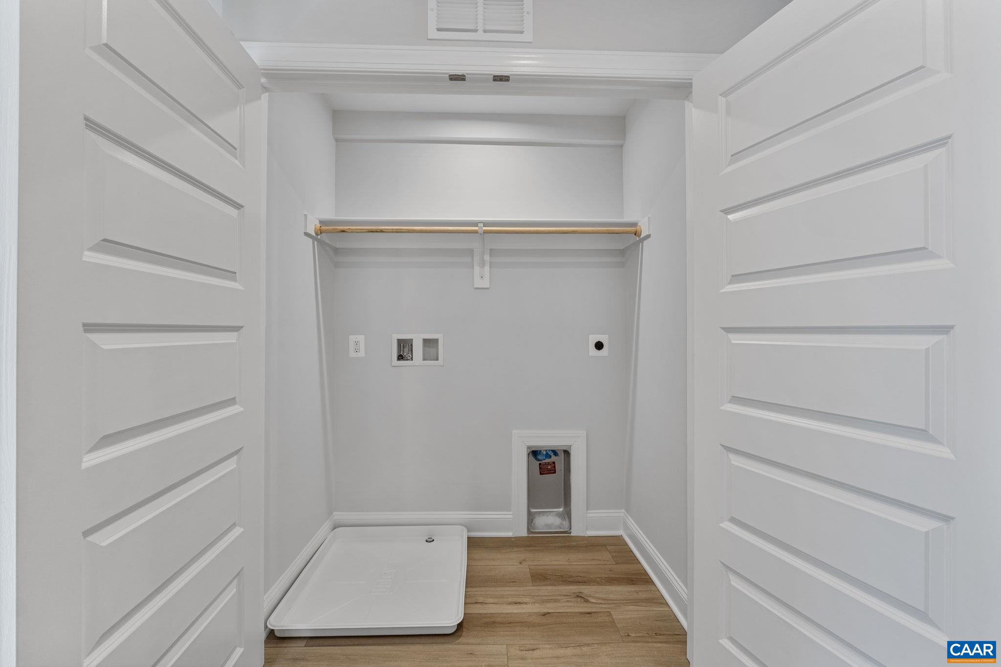 3046 FARROW CIR, CHARLOTTESVILLE, Virginia 22901, 3 Bedrooms Bedrooms, ,2 BathroomsBathrooms,Residential,Holly I A Townhome Plan - Elevation H,3046 FARROW CIR,678218 MLS # 678218