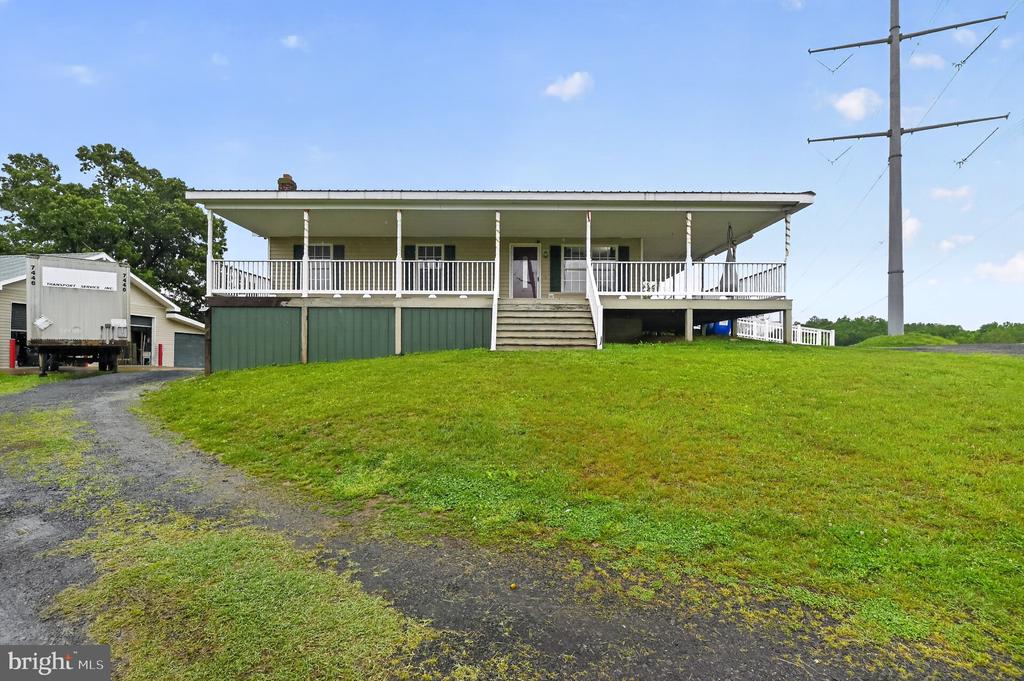18628 SPRINGS RD, JEFFERSONTON, Virginia 22724, 5 Bedrooms Bedrooms, ,2 BathroomsBathrooms,Residential,18628 SPRINGS RD,VACU2013586 MLS # VACU2013586 18628 SPRINGS RD, JEFFERSONTON, Virginia 22724, 5 Bedrooms Bedrooms, ,2 BathroomsBathrooms,Residential,18628 SPRINGS RD,VACU2013586 MLS # VACU2013586