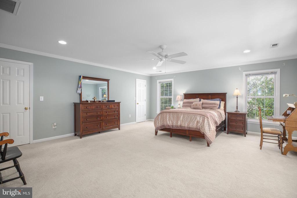 9914 ASHMEADE CT, FREDERICKSBURG, Virginia 22407, 5 Bedrooms Bedrooms, ,3 BathroomsBathrooms,Residential,9914 ASHMEADE CT,VASP2042390 MLS # VASP2042390 9914 ASHMEADE CT, FREDERICKSBURG, Virginia 22407, 5 Bedrooms Bedrooms, ,3 BathroomsBathrooms,Residential,9914 ASHMEADE CT,VASP2042390 MLS # VASP2042390