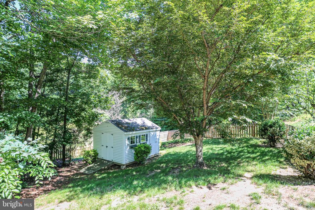 9914 ASHMEADE CT, FREDERICKSBURG, Virginia 22407, 5 Bedrooms Bedrooms, ,3 BathroomsBathrooms,Residential,9914 ASHMEADE CT,VASP2042390 MLS # VASP2042390 9914 ASHMEADE CT, FREDERICKSBURG, Virginia 22407, 5 Bedrooms Bedrooms, ,3 BathroomsBathrooms,Residential,9914 ASHMEADE CT,VASP2042390 MLS # VASP2042390