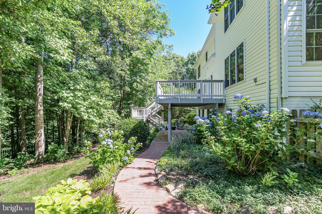 9914 ASHMEADE CT, FREDERICKSBURG, Virginia 22407, 5 Bedrooms Bedrooms, ,3 BathroomsBathrooms,Residential,9914 ASHMEADE CT,VASP2042390 MLS # VASP2042390 9914 ASHMEADE CT, FREDERICKSBURG, Virginia 22407, 5 Bedrooms Bedrooms, ,3 BathroomsBathrooms,Residential,9914 ASHMEADE CT,VASP2042390 MLS # VASP2042390