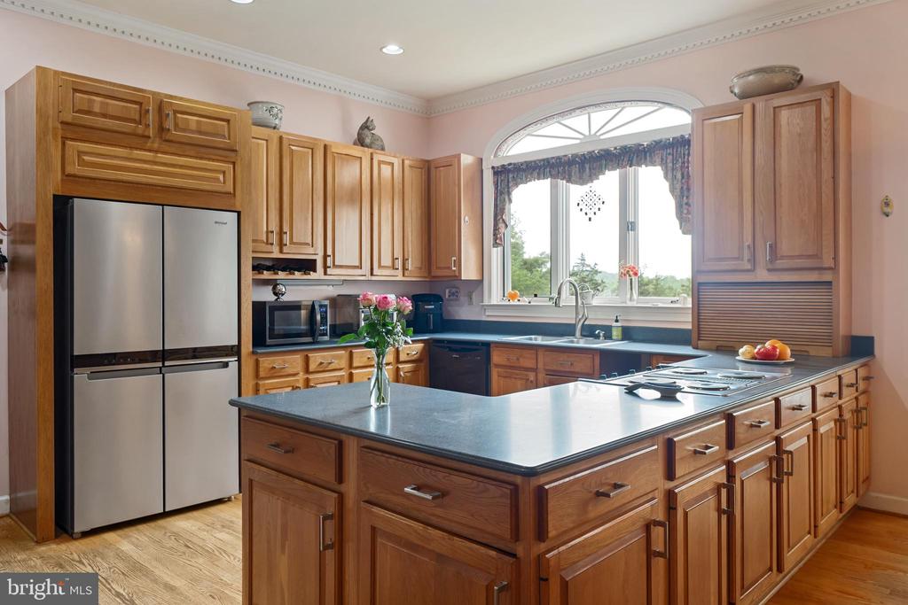 1636 MILTON RD, CHARLOTTESVILLE, Virginia 22902, 7 Bedrooms Bedrooms, ,5 BathroomsBathrooms,Residential,1636 MILTON RD,VAAB2001184 MLS # VAAB2001184 1636 MILTON RD, CHARLOTTESVILLE, Virginia 22902, 7 Bedrooms Bedrooms, ,5 BathroomsBathrooms,Residential,1636 MILTON RD,VAAB2001184 MLS # VAAB2001184