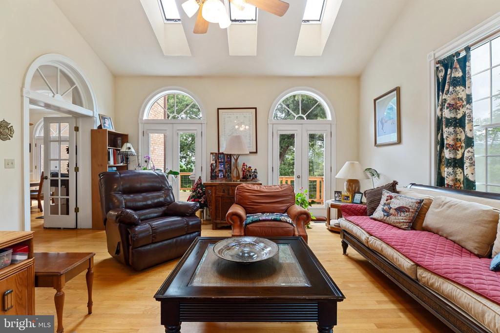 1636 MILTON RD, CHARLOTTESVILLE, Virginia 22902, 7 Bedrooms Bedrooms, ,5 BathroomsBathrooms,Residential,1636 MILTON RD,VAAB2001184 MLS # VAAB2001184 1636 MILTON RD, CHARLOTTESVILLE, Virginia 22902, 7 Bedrooms Bedrooms, ,5 BathroomsBathrooms,Residential,1636 MILTON RD,VAAB2001184 MLS # VAAB2001184