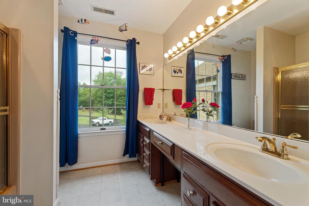 1636 MILTON RD, CHARLOTTESVILLE, Virginia 22902, 7 Bedrooms Bedrooms, ,5 BathroomsBathrooms,Residential,1636 MILTON RD,VAAB2001184 MLS # VAAB2001184 1636 MILTON RD, CHARLOTTESVILLE, Virginia 22902, 7 Bedrooms Bedrooms, ,5 BathroomsBathrooms,Residential,1636 MILTON RD,VAAB2001184 MLS # VAAB2001184