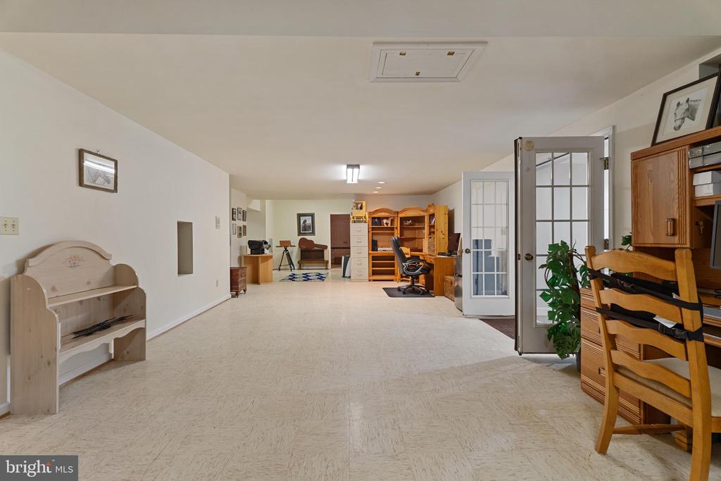1636 MILTON RD, CHARLOTTESVILLE, Virginia 22902, 7 Bedrooms Bedrooms, ,5 BathroomsBathrooms,Residential,1636 MILTON RD,VAAB2001184 MLS # VAAB2001184 1636 MILTON RD, CHARLOTTESVILLE, Virginia 22902, 7 Bedrooms Bedrooms, ,5 BathroomsBathrooms,Residential,1636 MILTON RD,VAAB2001184 MLS # VAAB2001184
