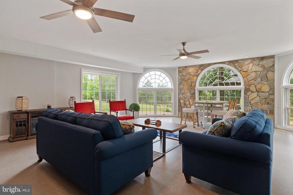 1636 MILTON RD, CHARLOTTESVILLE, Virginia 22902, 7 Bedrooms Bedrooms, ,5 BathroomsBathrooms,Residential,1636 MILTON RD,VAAB2001184 MLS # VAAB2001184 1636 MILTON RD, CHARLOTTESVILLE, Virginia 22902, 7 Bedrooms Bedrooms, ,5 BathroomsBathrooms,Residential,1636 MILTON RD,VAAB2001184 MLS # VAAB2001184