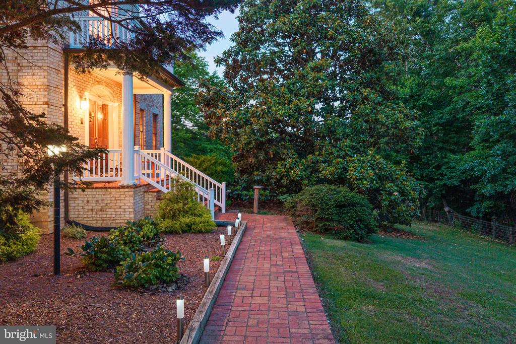 1636 MILTON RD, CHARLOTTESVILLE, Virginia 22902, 7 Bedrooms Bedrooms, ,5 BathroomsBathrooms,Residential,1636 MILTON RD,VAAB2001184 MLS # VAAB2001184 1636 MILTON RD, CHARLOTTESVILLE, Virginia 22902, 7 Bedrooms Bedrooms, ,5 BathroomsBathrooms,Residential,1636 MILTON RD,VAAB2001184 MLS # VAAB2001184