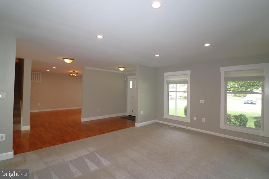 5820 GLEN EAGLES DR, FREDERICKSBURG, Virginia 22407, 3 Bedrooms Bedrooms, ,3 BathroomsBathrooms,Residential,5820 GLEN EAGLES DR,VASP2042690 MLS # VASP2042690 5820 GLEN EAGLES DR, FREDERICKSBURG, Virginia 22407, 3 Bedrooms Bedrooms, ,3 BathroomsBathrooms,Residential,5820 GLEN EAGLES DR,VASP2042690 MLS # VASP2042690
