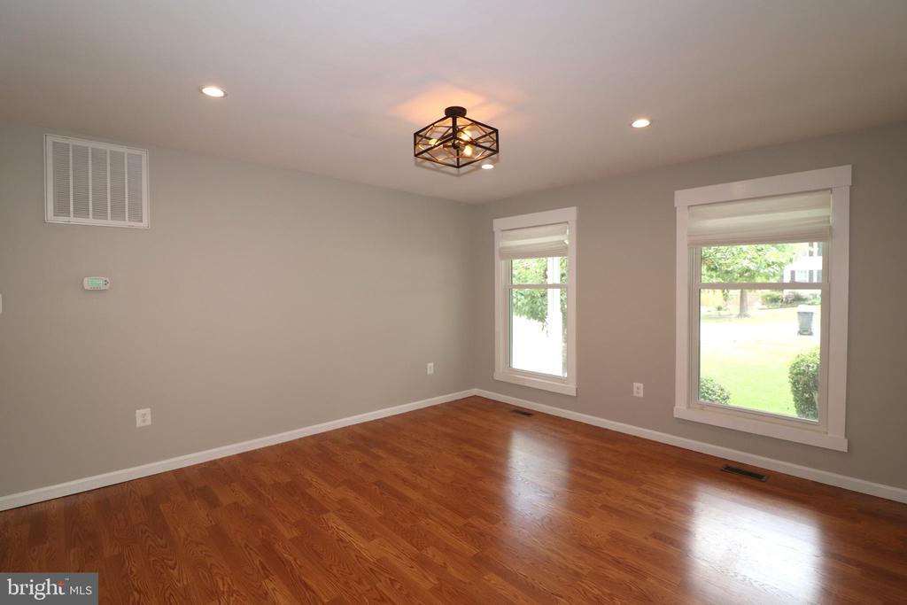 5820 GLEN EAGLES DR, FREDERICKSBURG, Virginia 22407, 3 Bedrooms Bedrooms, ,3 BathroomsBathrooms,Residential,5820 GLEN EAGLES DR,VASP2042690 MLS # VASP2042690 5820 GLEN EAGLES DR, FREDERICKSBURG, Virginia 22407, 3 Bedrooms Bedrooms, ,3 BathroomsBathrooms,Residential,5820 GLEN EAGLES DR,VASP2042690 MLS # VASP2042690
