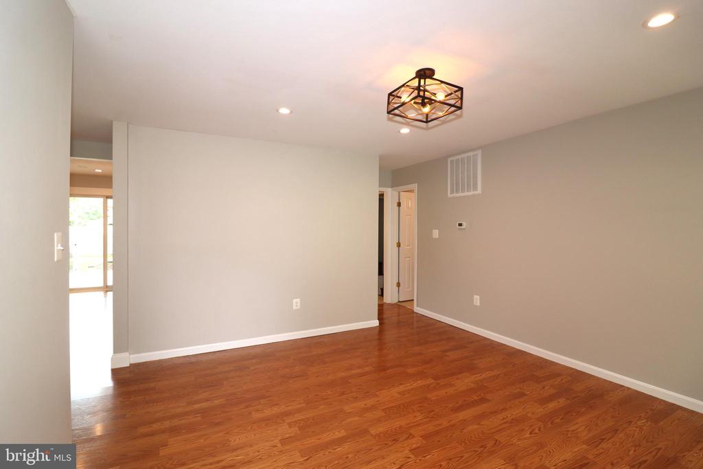 5820 GLEN EAGLES DR, FREDERICKSBURG, Virginia 22407, 3 Bedrooms Bedrooms, ,3 BathroomsBathrooms,Residential,5820 GLEN EAGLES DR,VASP2042690 MLS # VASP2042690 5820 GLEN EAGLES DR, FREDERICKSBURG, Virginia 22407, 3 Bedrooms Bedrooms, ,3 BathroomsBathrooms,Residential,5820 GLEN EAGLES DR,VASP2042690 MLS # VASP2042690