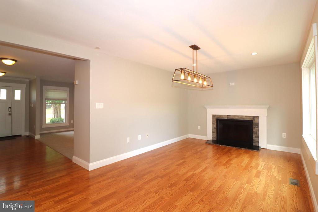 5820 GLEN EAGLES DR, FREDERICKSBURG, Virginia 22407, 3 Bedrooms Bedrooms, ,3 BathroomsBathrooms,Residential,5820 GLEN EAGLES DR,VASP2042690 MLS # VASP2042690 5820 GLEN EAGLES DR, FREDERICKSBURG, Virginia 22407, 3 Bedrooms Bedrooms, ,3 BathroomsBathrooms,Residential,5820 GLEN EAGLES DR,VASP2042690 MLS # VASP2042690