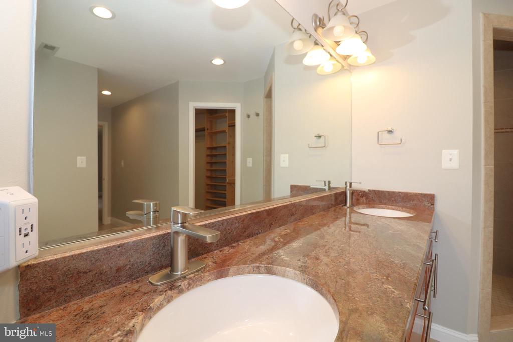 5820 GLEN EAGLES DR, FREDERICKSBURG, Virginia 22407, 3 Bedrooms Bedrooms, ,3 BathroomsBathrooms,Residential,5820 GLEN EAGLES DR,VASP2042690 MLS # VASP2042690 5820 GLEN EAGLES DR, FREDERICKSBURG, Virginia 22407, 3 Bedrooms Bedrooms, ,3 BathroomsBathrooms,Residential,5820 GLEN EAGLES DR,VASP2042690 MLS # VASP2042690