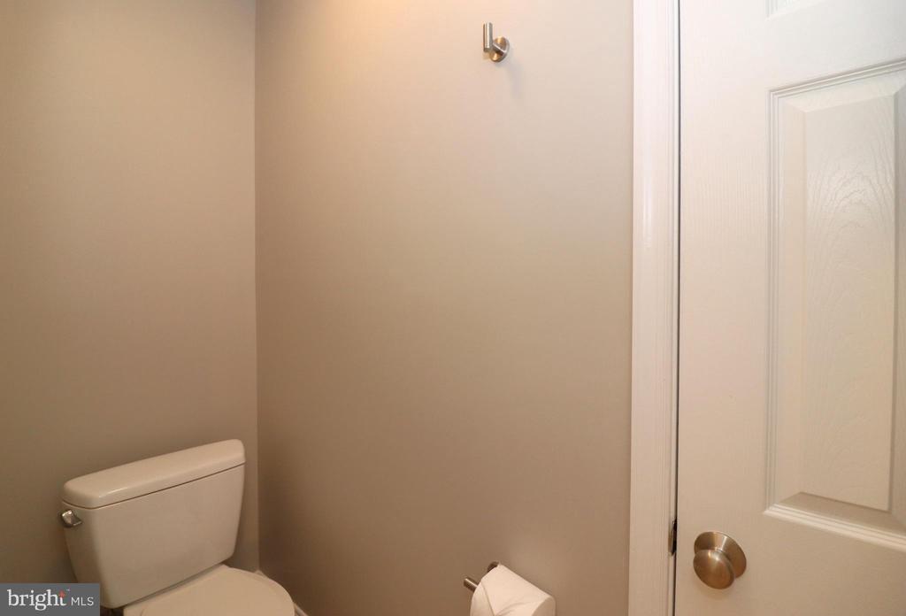 5820 GLEN EAGLES DR, FREDERICKSBURG, Virginia 22407, 3 Bedrooms Bedrooms, ,3 BathroomsBathrooms,Residential,5820 GLEN EAGLES DR,VASP2042690 MLS # VASP2042690 5820 GLEN EAGLES DR, FREDERICKSBURG, Virginia 22407, 3 Bedrooms Bedrooms, ,3 BathroomsBathrooms,Residential,5820 GLEN EAGLES DR,VASP2042690 MLS # VASP2042690