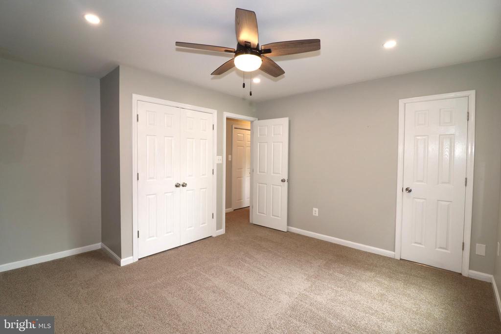 5820 GLEN EAGLES DR, FREDERICKSBURG, Virginia 22407, 3 Bedrooms Bedrooms, ,3 BathroomsBathrooms,Residential,5820 GLEN EAGLES DR,VASP2042690 MLS # VASP2042690 5820 GLEN EAGLES DR, FREDERICKSBURG, Virginia 22407, 3 Bedrooms Bedrooms, ,3 BathroomsBathrooms,Residential,5820 GLEN EAGLES DR,VASP2042690 MLS # VASP2042690