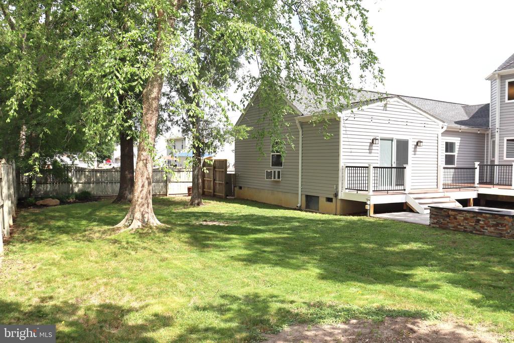 5820 GLEN EAGLES DR, FREDERICKSBURG, Virginia 22407, 3 Bedrooms Bedrooms, ,3 BathroomsBathrooms,Residential,5820 GLEN EAGLES DR,VASP2042690 MLS # VASP2042690 5820 GLEN EAGLES DR, FREDERICKSBURG, Virginia 22407, 3 Bedrooms Bedrooms, ,3 BathroomsBathrooms,Residential,5820 GLEN EAGLES DR,VASP2042690 MLS # VASP2042690