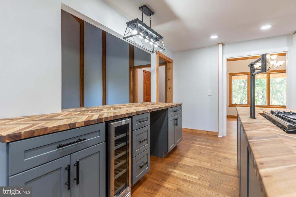 7522 STUBBS BRIDGE RD, SPOTSYLVANIA, Virginia 22551, 6 Bedrooms Bedrooms, ,3 BathroomsBathrooms,Residential,7522 STUBBS BRIDGE RD,VASP2042720 MLS # VASP2042720 7522 STUBBS BRIDGE RD, SPOTSYLVANIA, Virginia 22551, 6 Bedrooms Bedrooms, ,3 BathroomsBathrooms,Residential,7522 STUBBS BRIDGE RD,VASP2042720 MLS # VASP2042720
